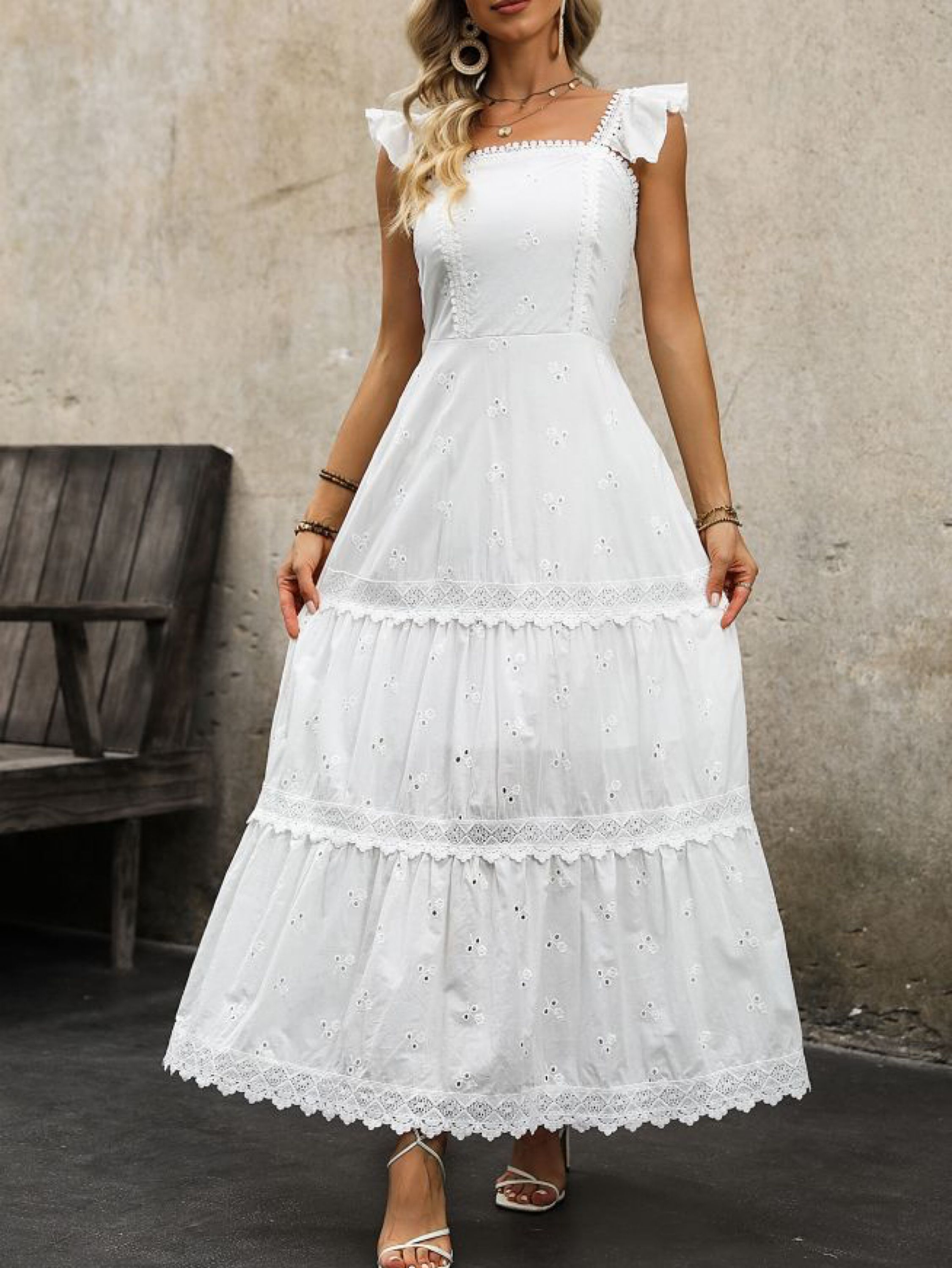 Vestido longo forrado lese importado alça princesa com detalhes em gripir R1572