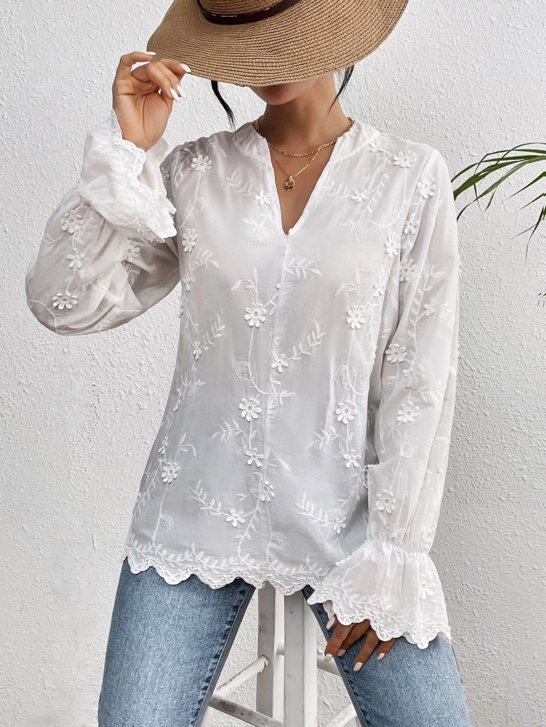 Blusa manga longa com babado na gola V detalhes em gripir no lese importado R1637