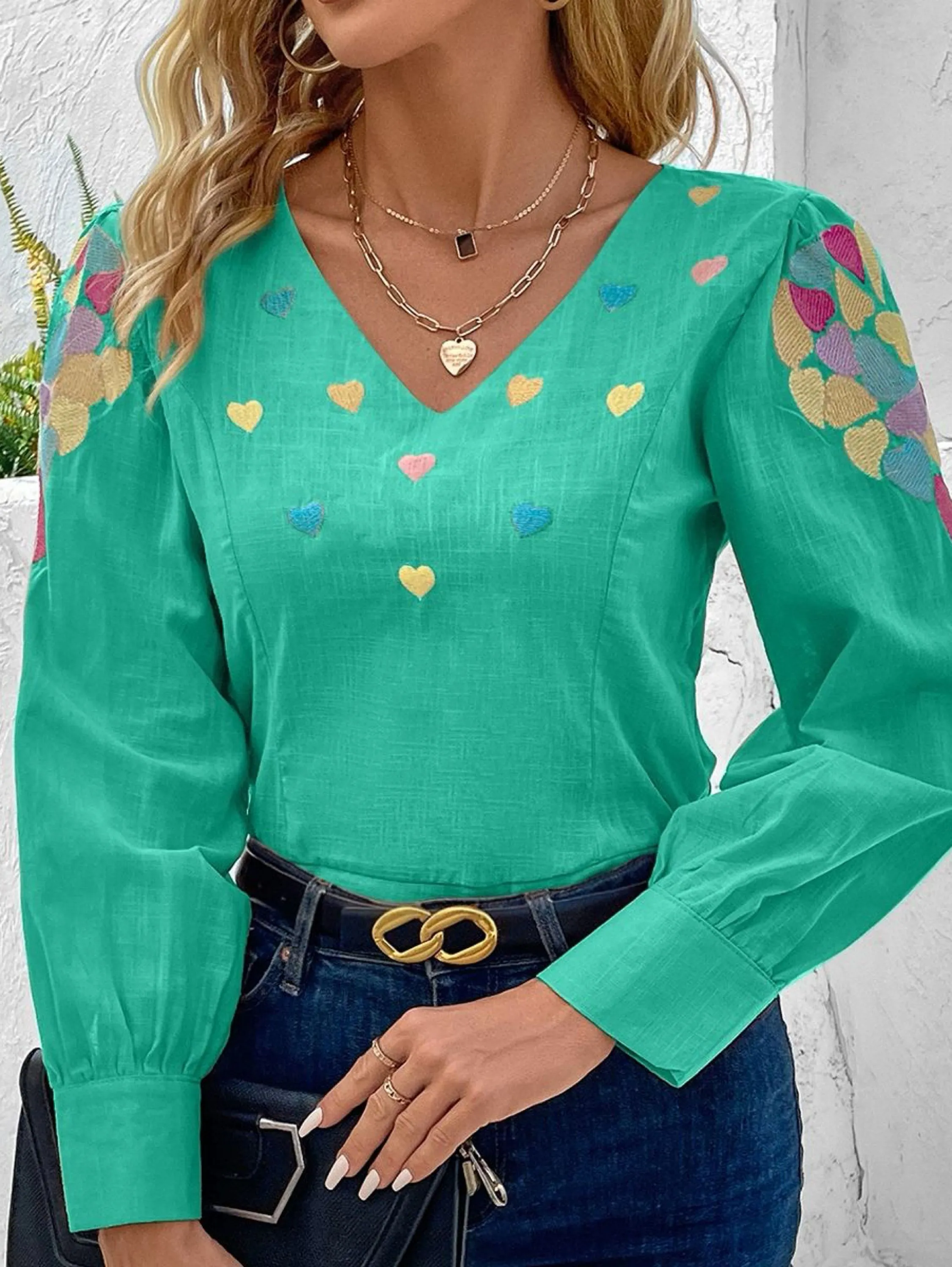 Blusa de linho manga longa detalhe corações bordado LW127