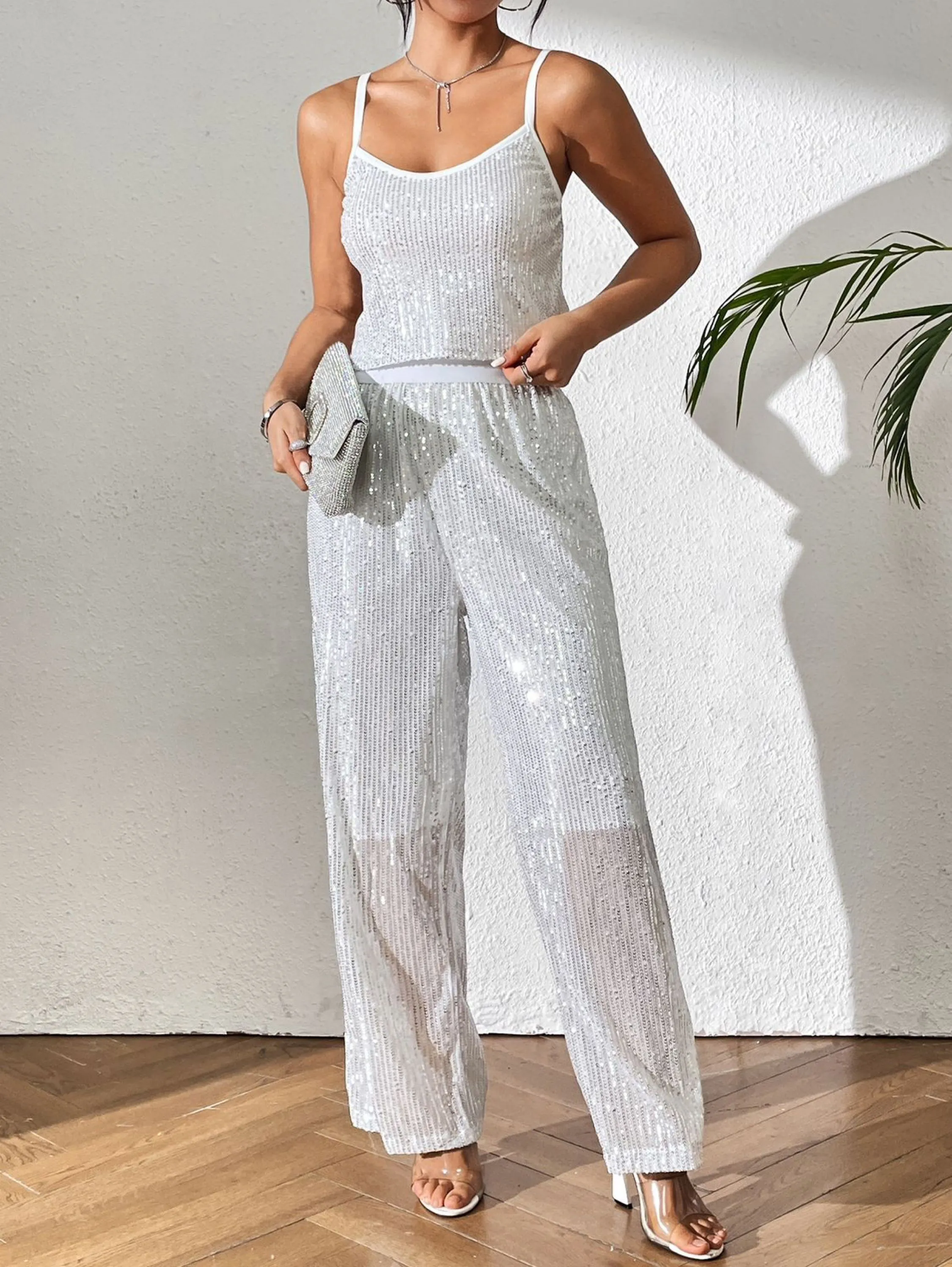 Conjunto paetê calça longa com elástico na cintura forrada e blusa de alça R1638