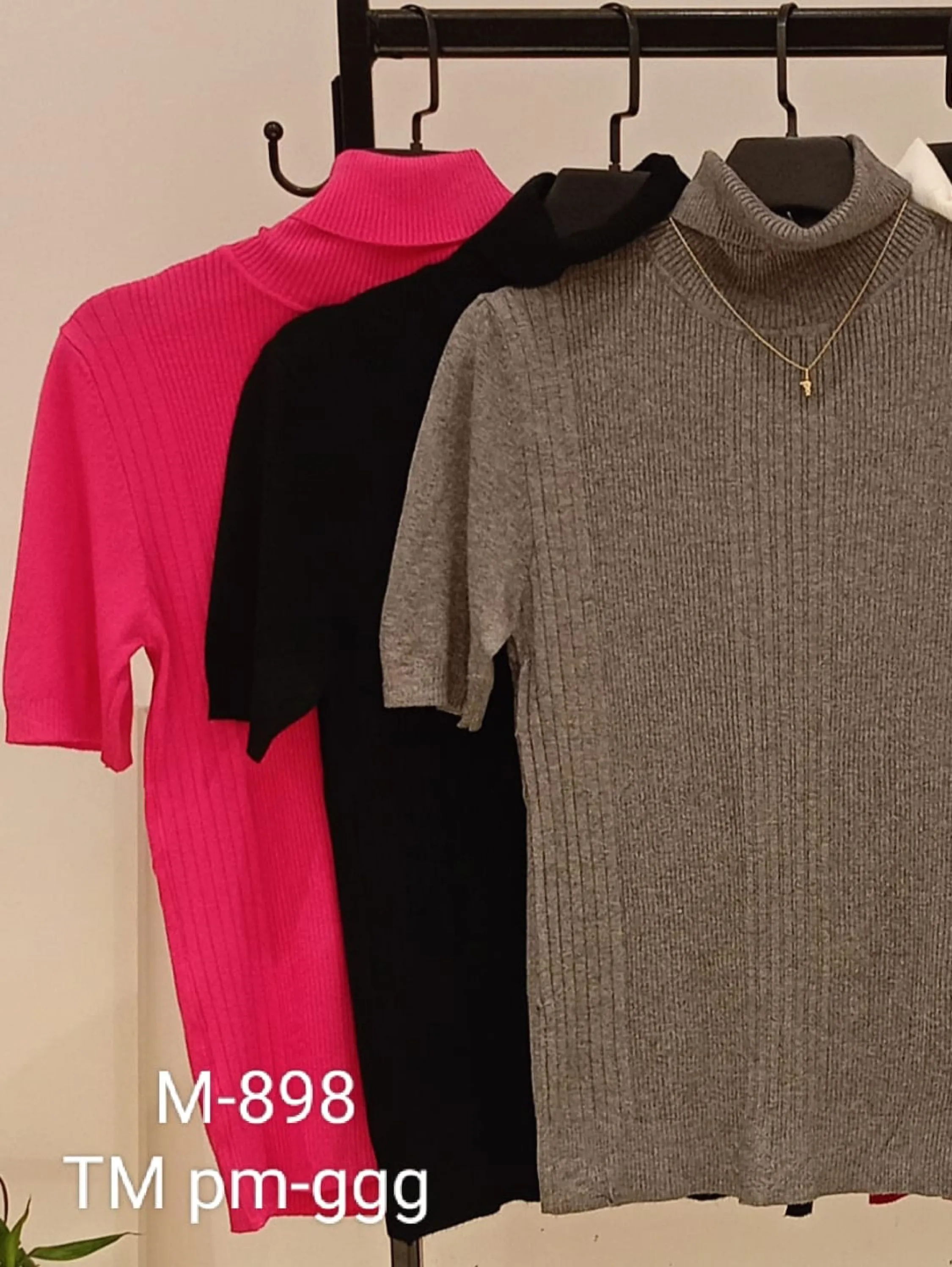 Blusa malha Tricôt manga curta com gola alta M898