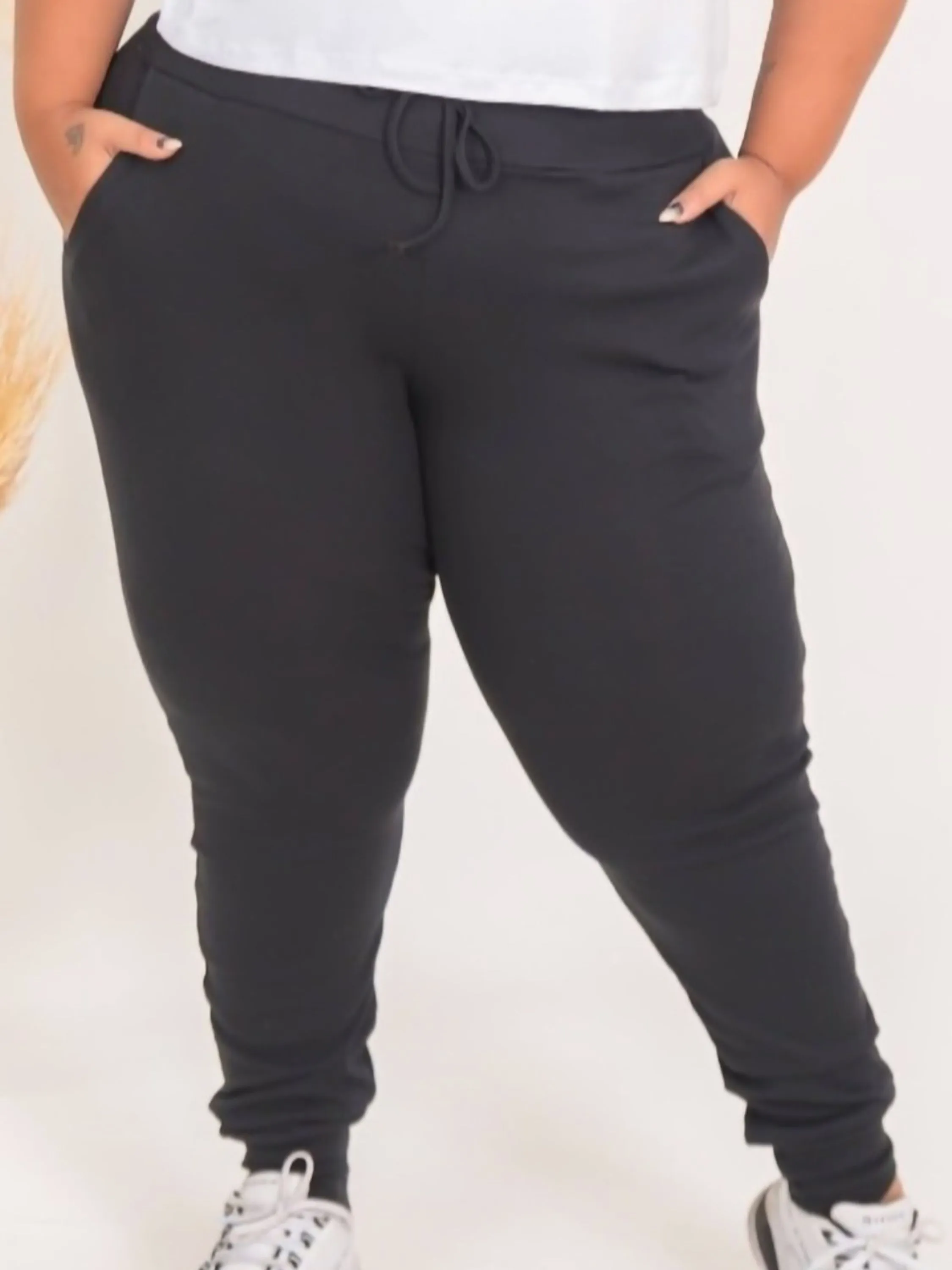 Calça Plus Size de Ribana