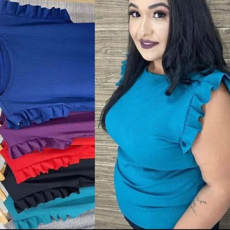 Blusa Plus size com babado