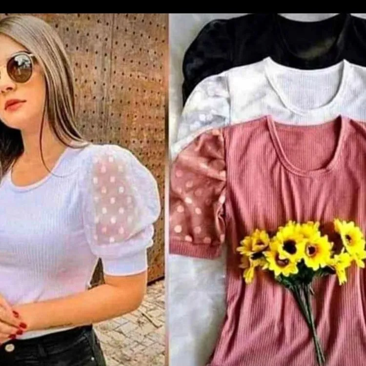 Blusa com manga de bolinhas