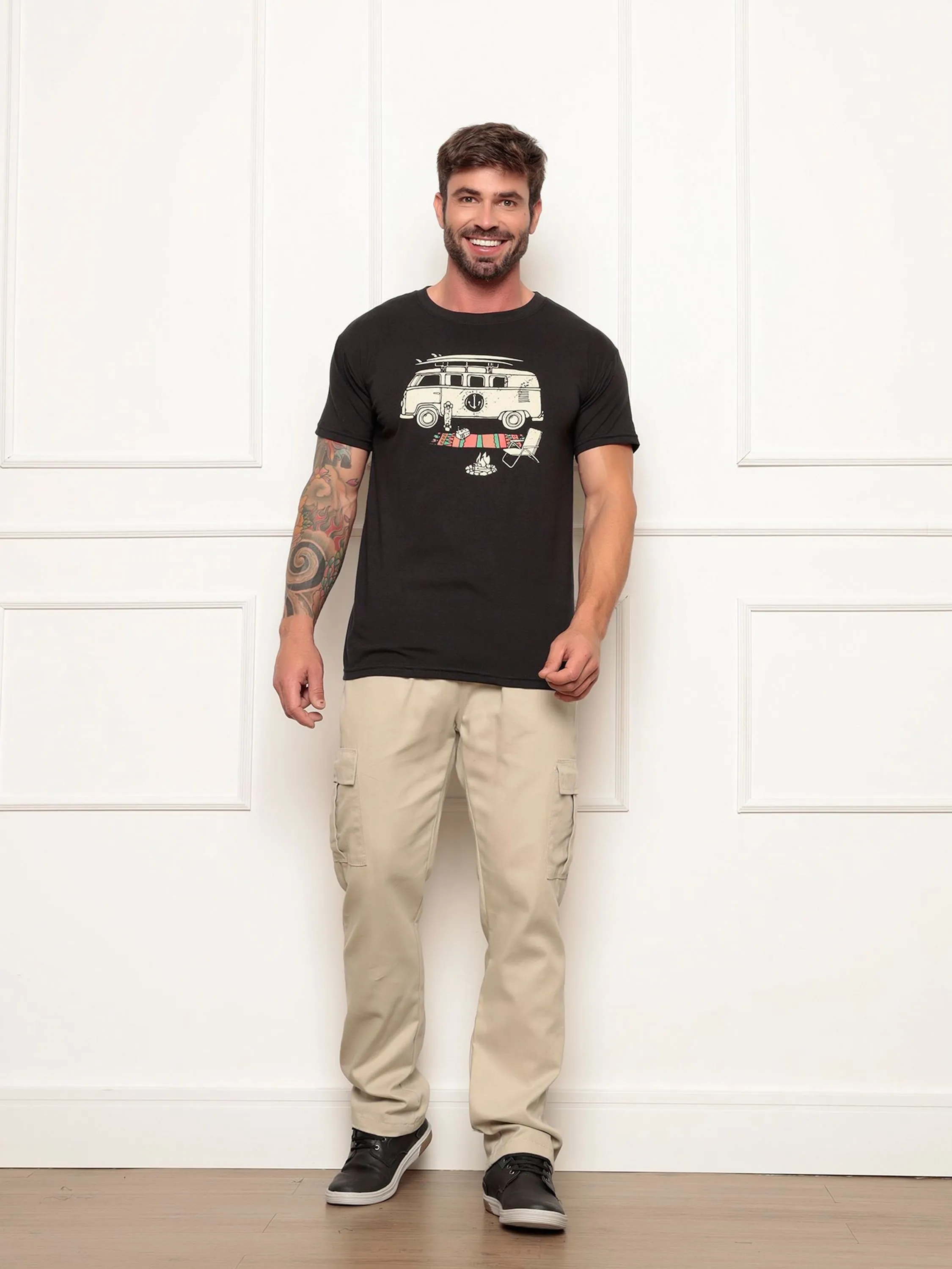 camiseta masculina estampa carro