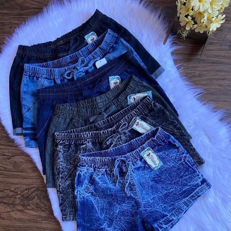 Short jeans feminina