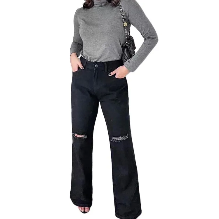 Calça jeans feminino wide leg rasgada no joelho preta