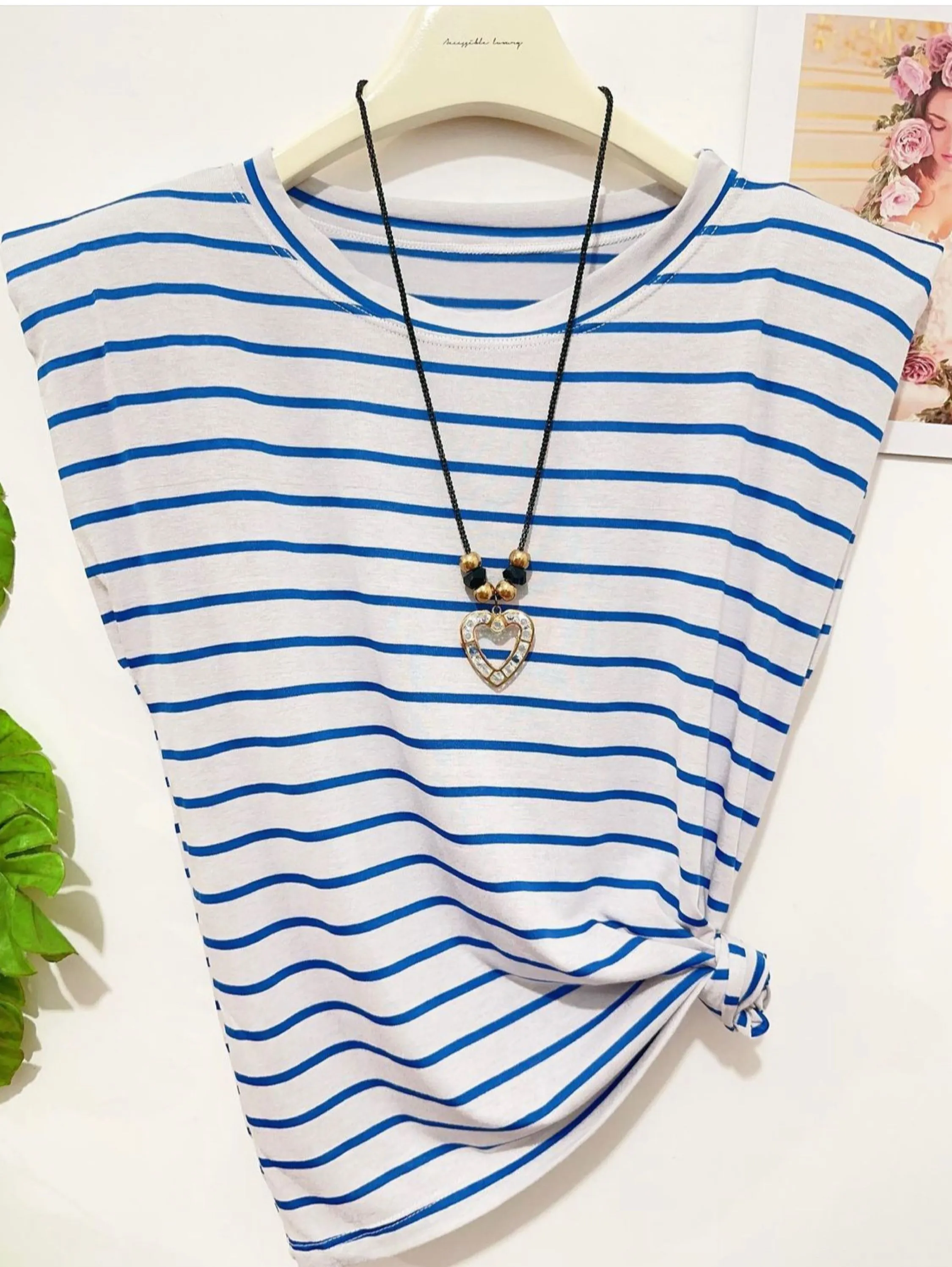 Blusa listrado com ombreiras