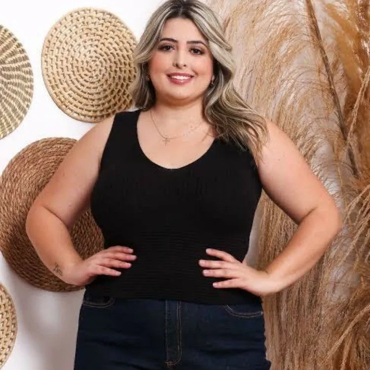 Regata plus size feminina