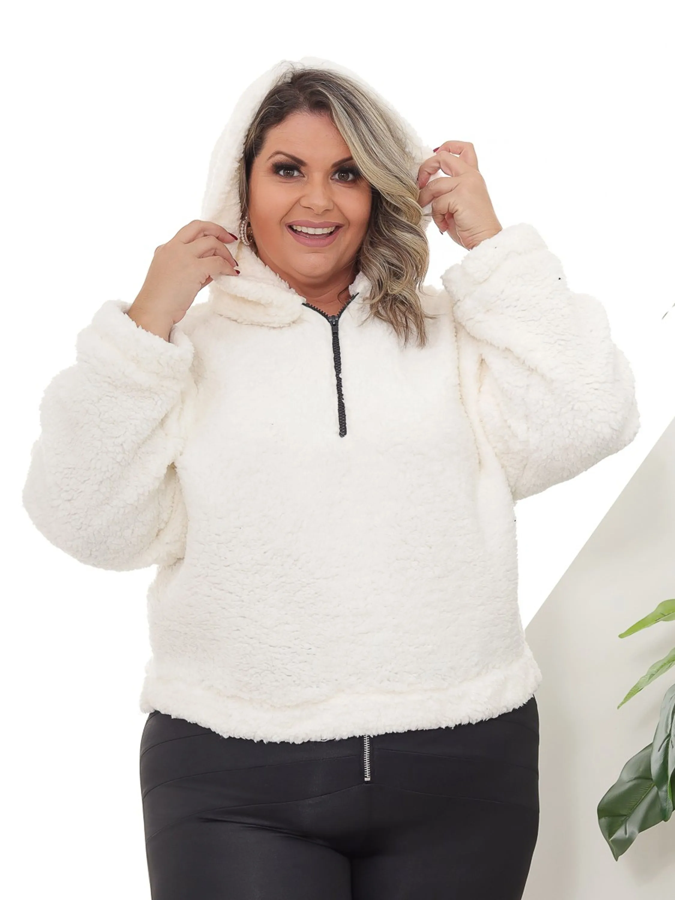 Casaco teddy Plus Size  feminino  Pelúcia