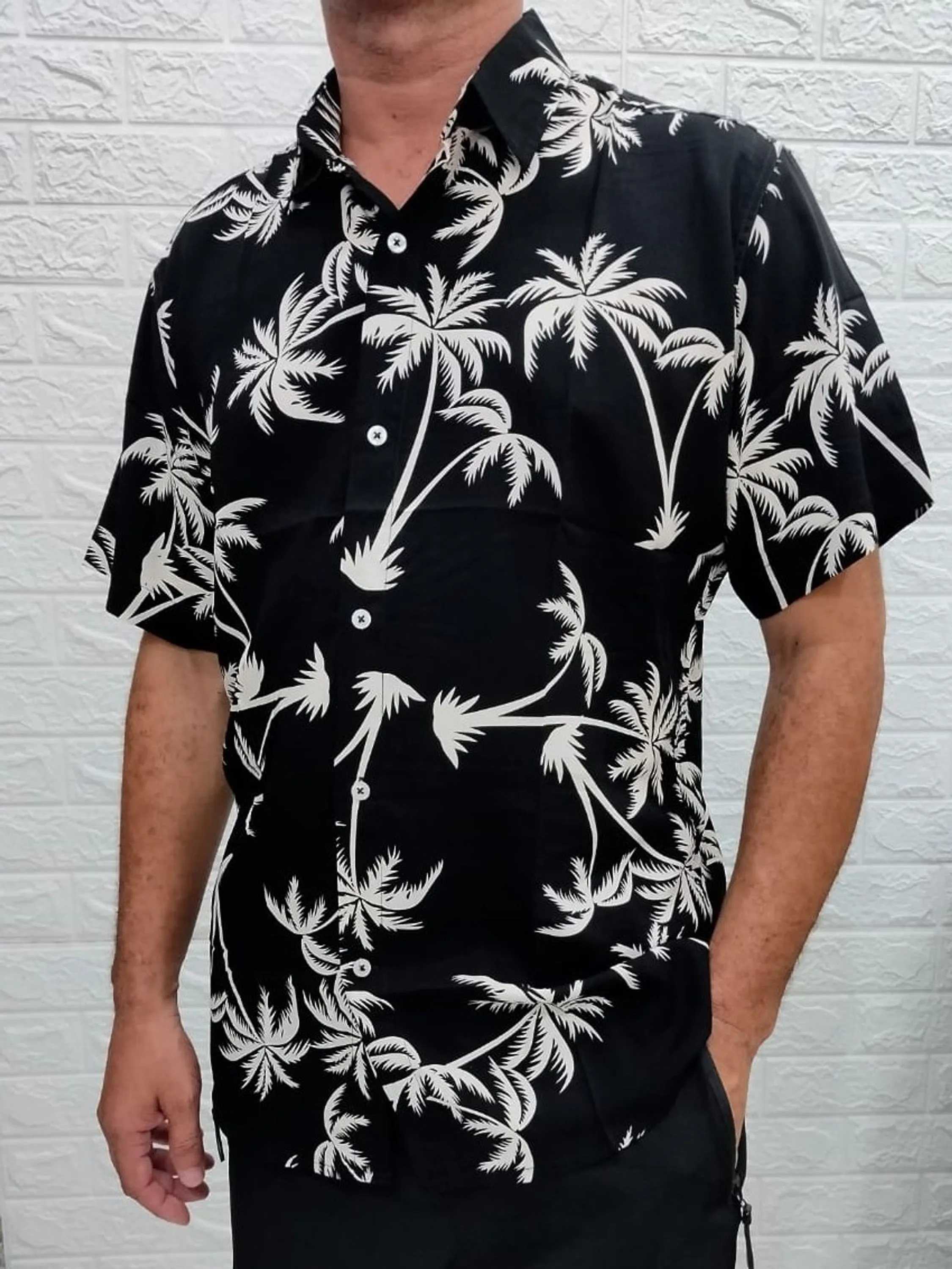 Camisa Masculina Social Manga Curta Estampada Tropical