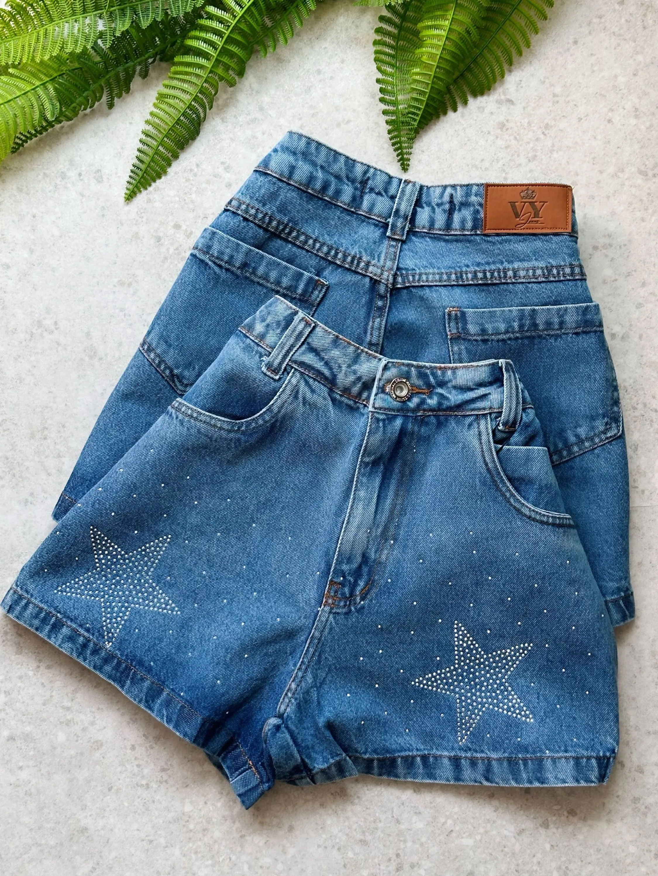 Short Jeans Feminino Pedraria Estrela Grande Com Bolso