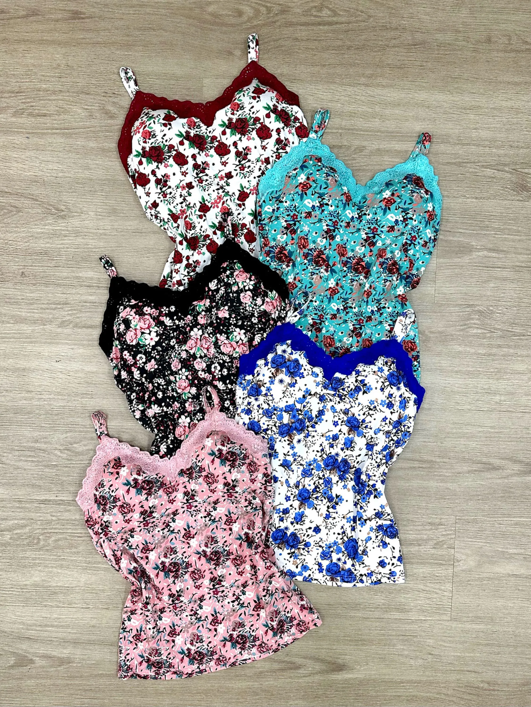 Kit 5 Blusas regata de bojo viscolycra florzinha detalhe em renda