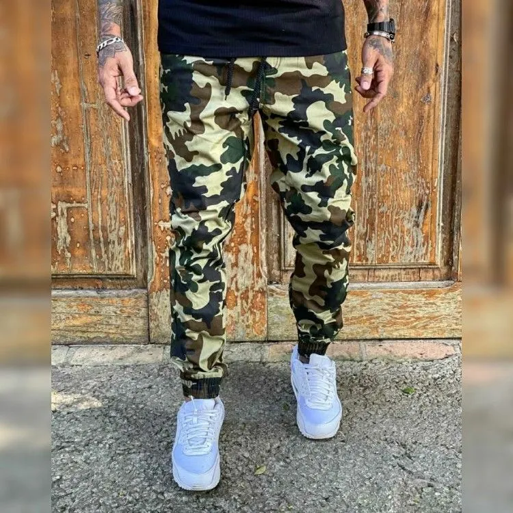 Calça jogger camuflada