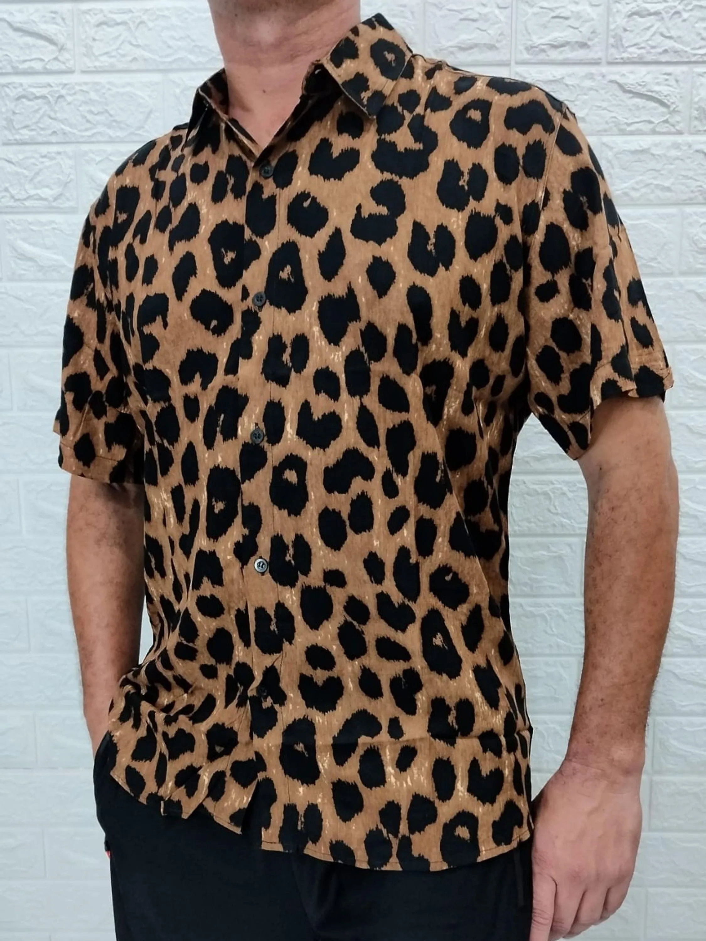 Camisa Masculina Social Animal Print Onça Manga Curta