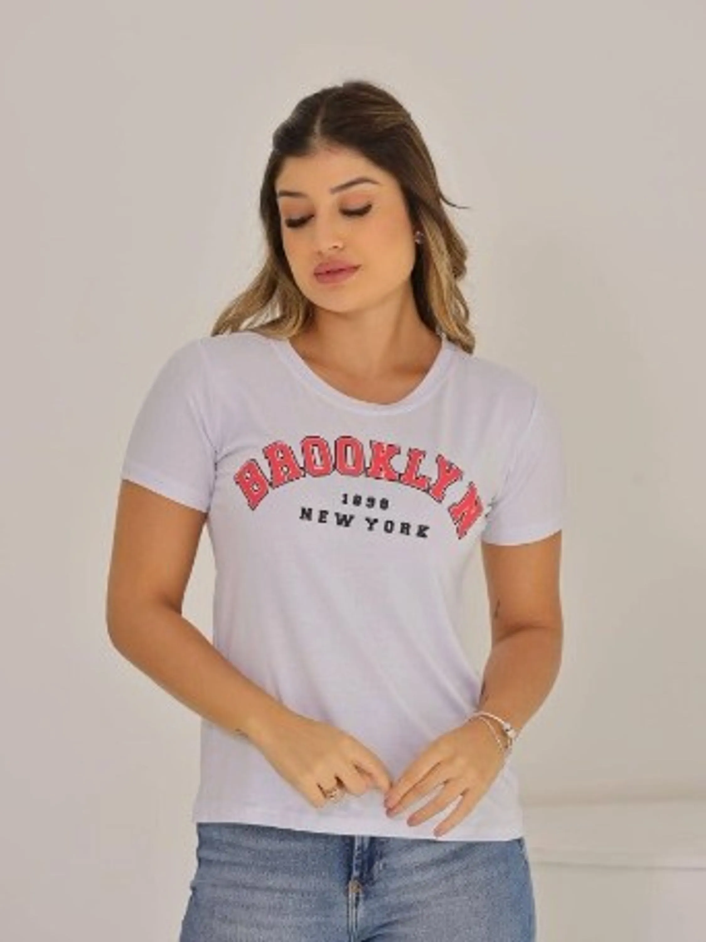 Blusa tshirt estampa Brooklyn