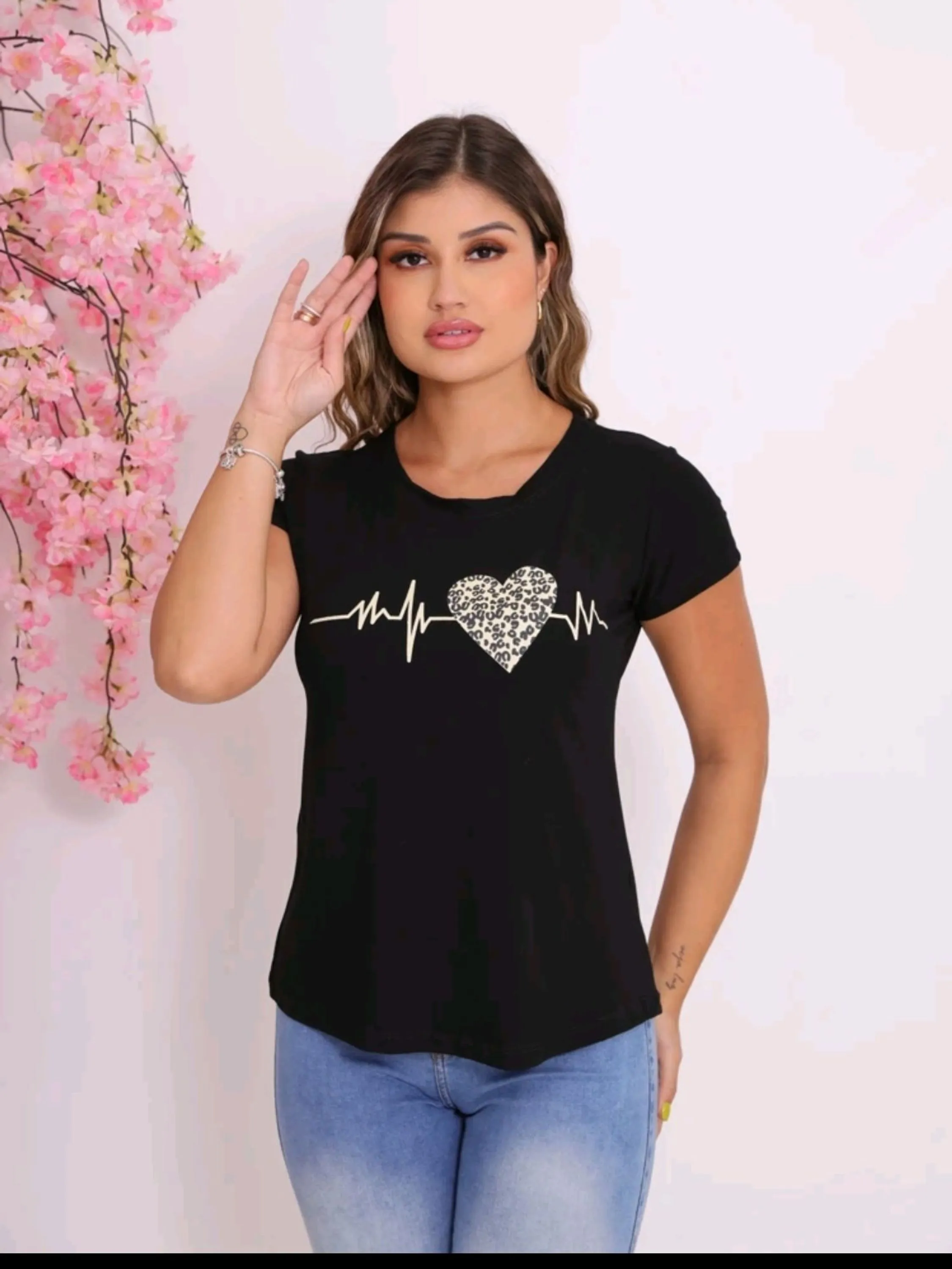 Camisetas Tshirt Feminina Estampada Coração Batimento