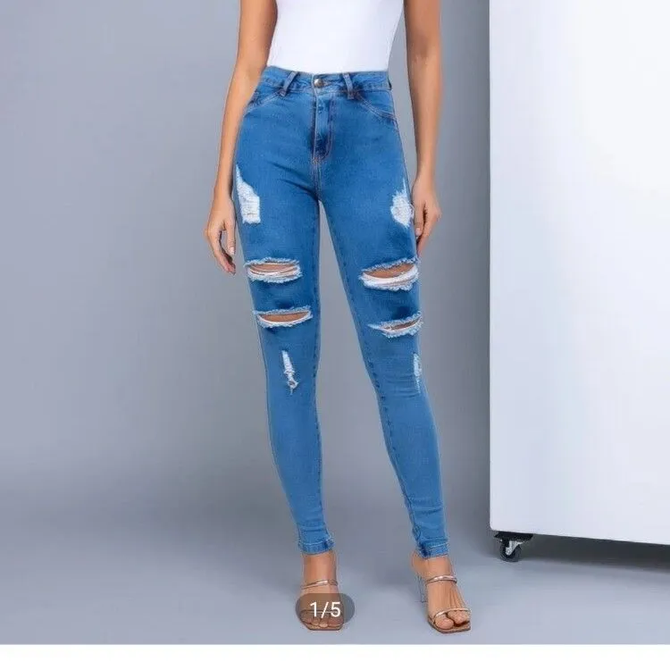 Calça jeans feminina cós alto e levanta bumbum