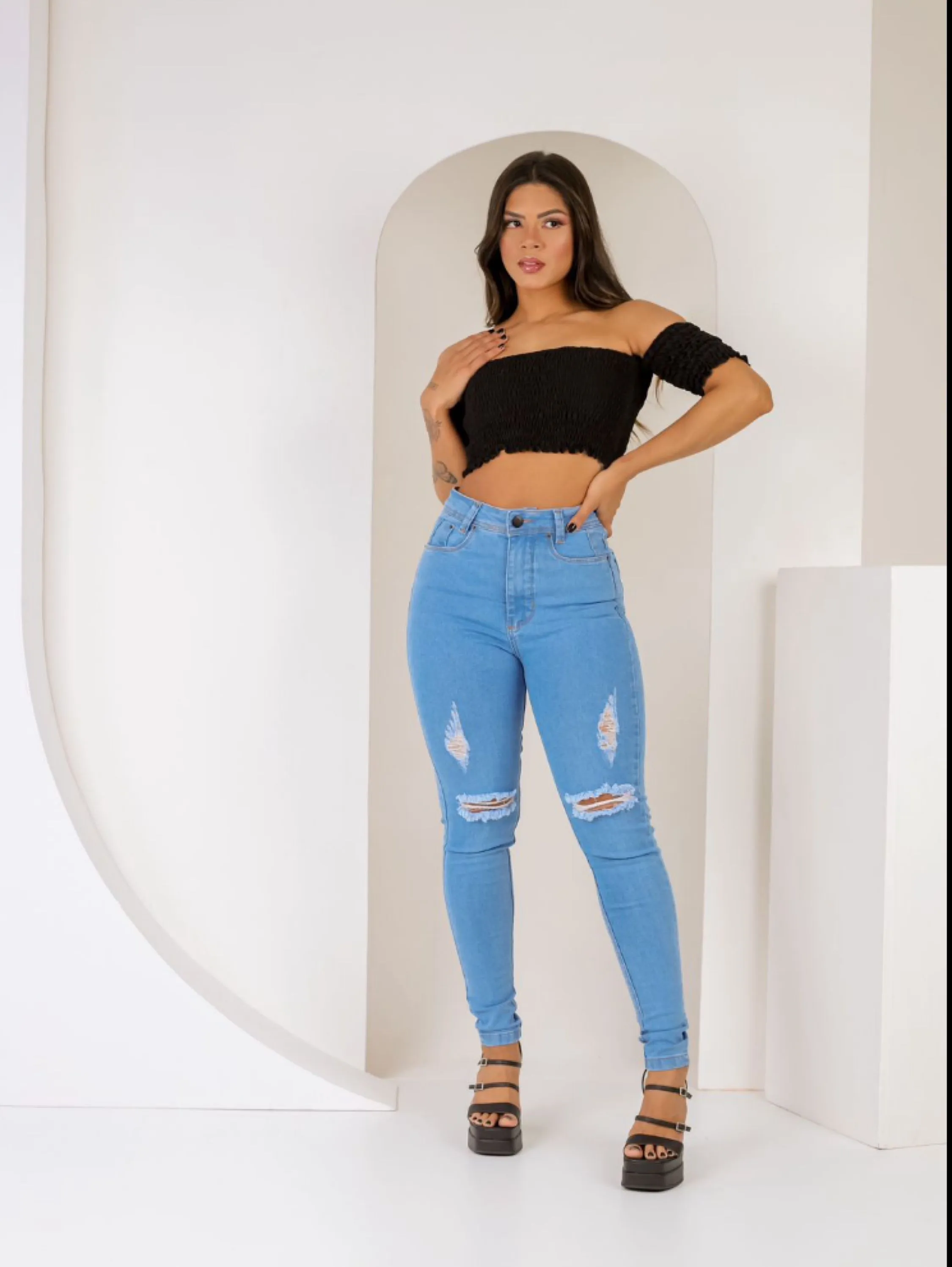 Calça jeans com laicra