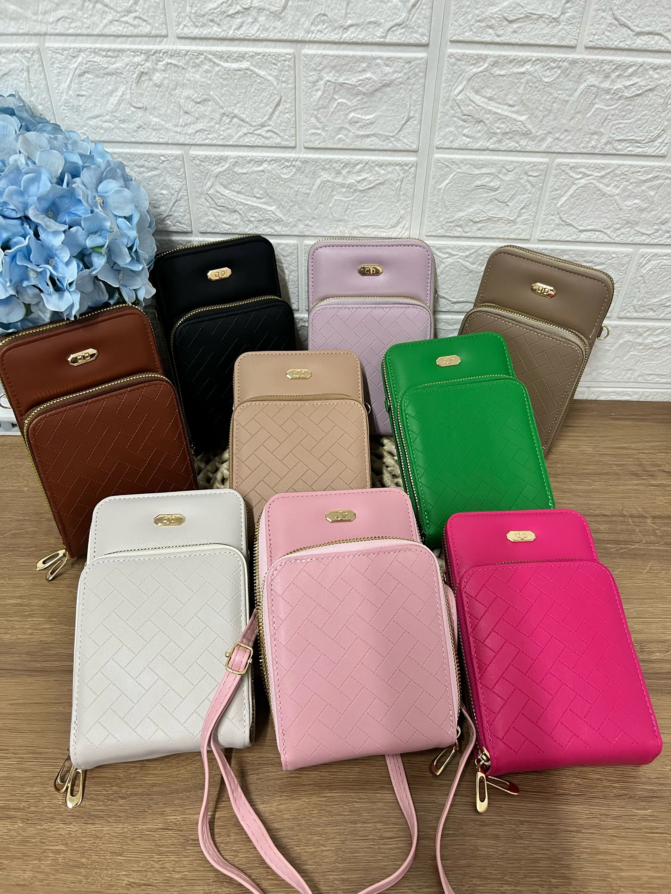 Bolsa feminina porta celular