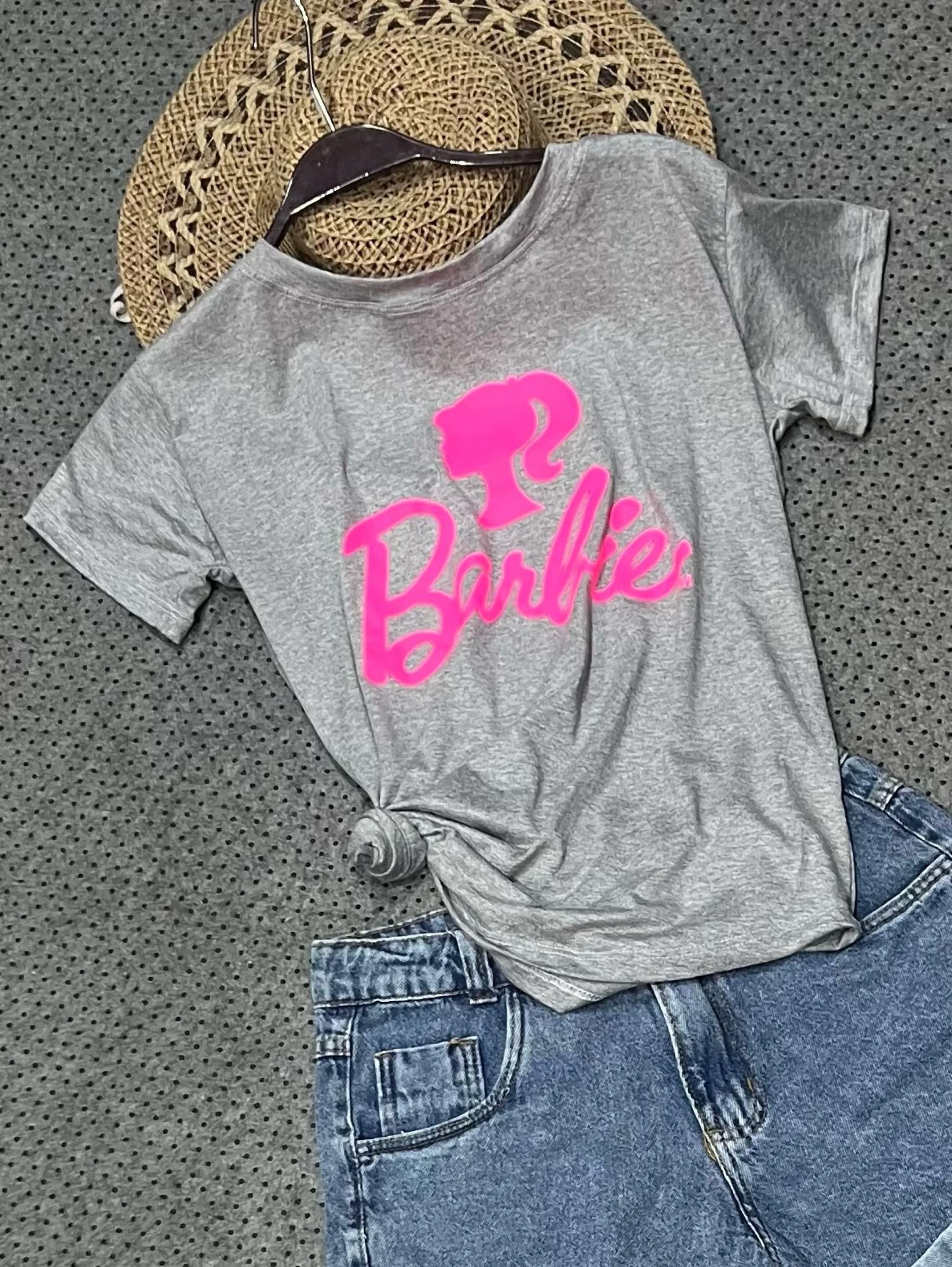 Blusa t-shirts feminina Barbie