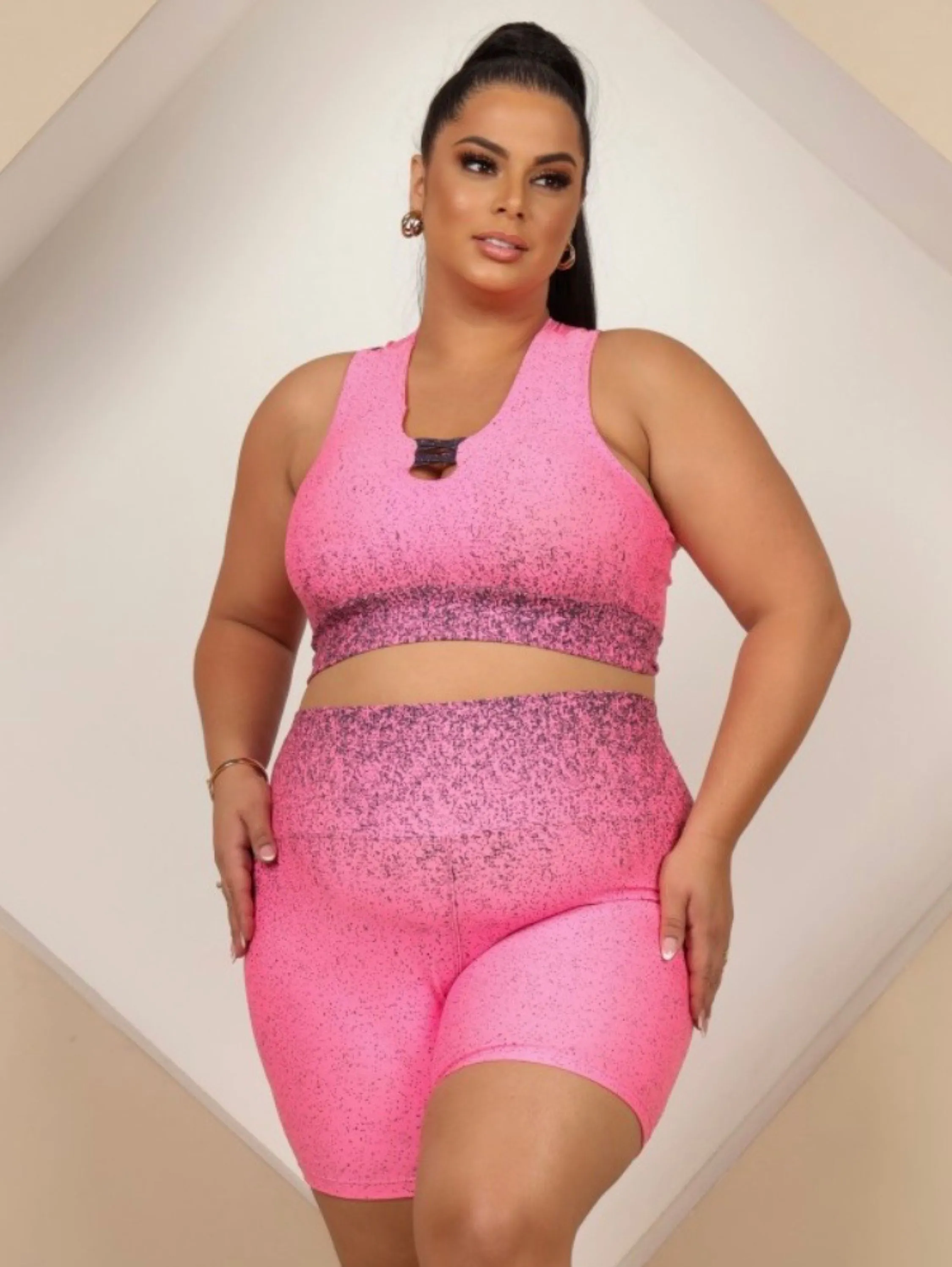 Conjunto feminino de academia plus size degradê modinha