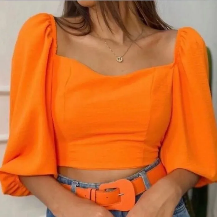 Blusa cropped