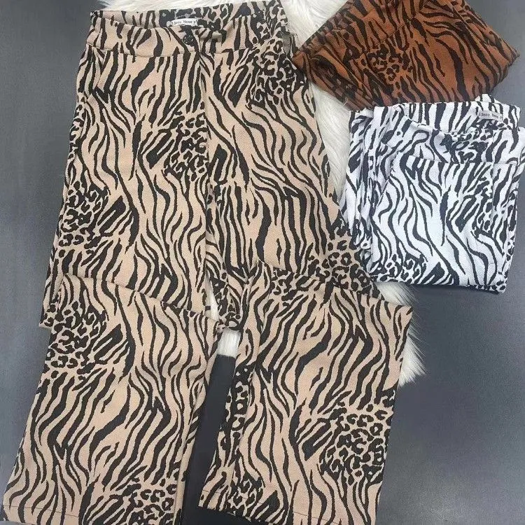 Calça pantalona Jacquard zebra Flora