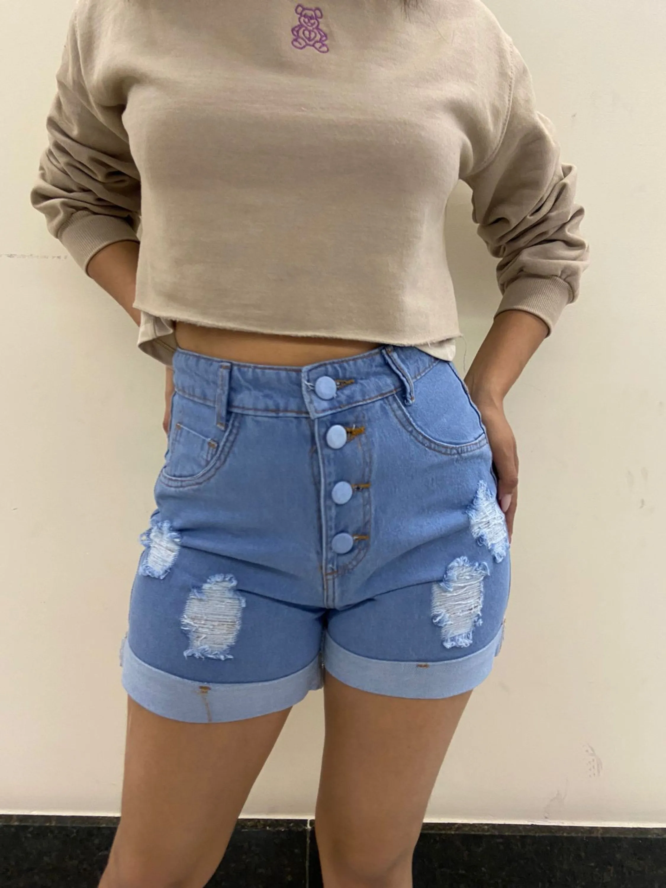 Short Jeans Botões Encapados