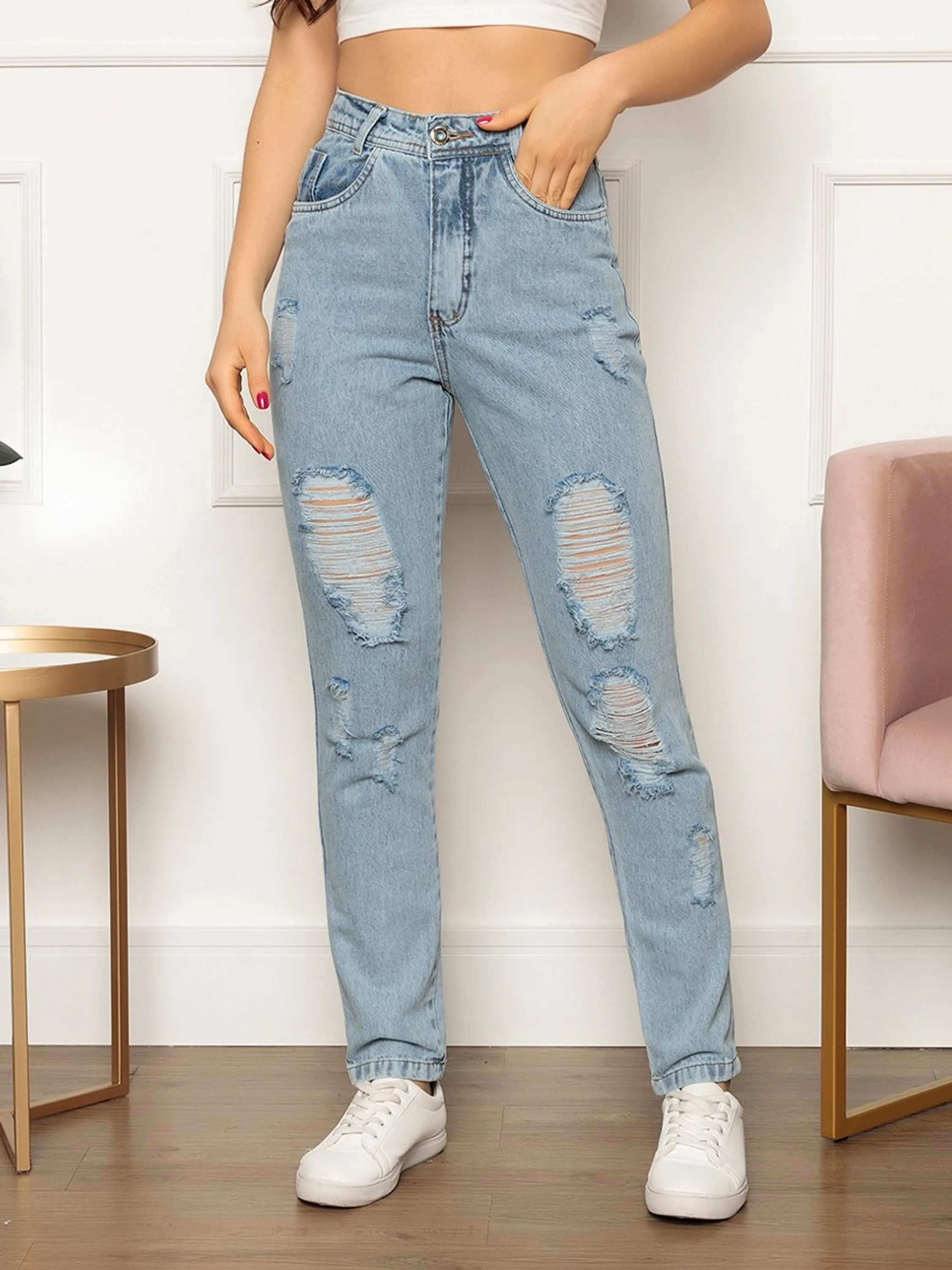 Calça Jeans Feminina Mom Rasgada Destroyed Gaven Média