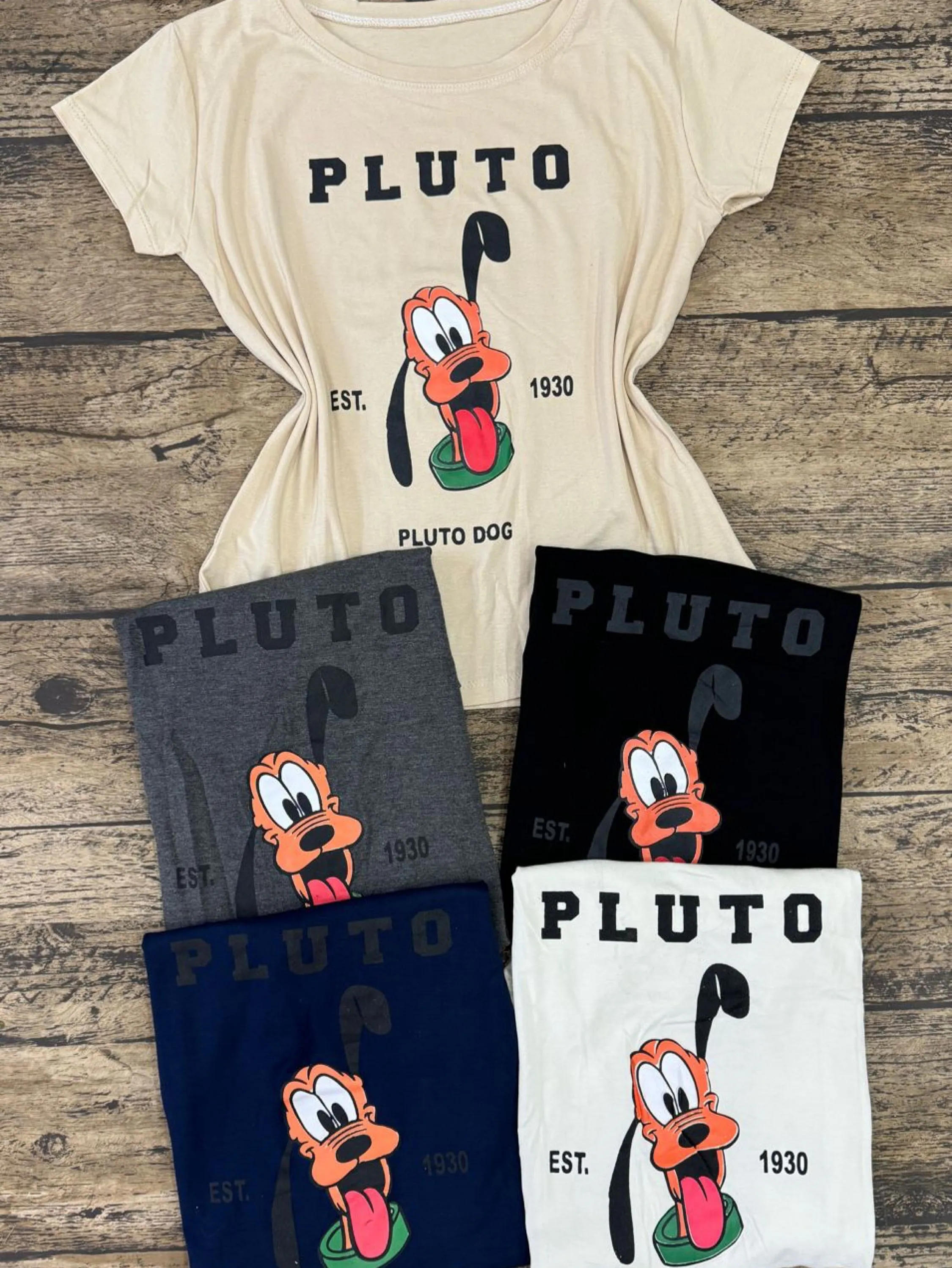 T shirt pluto