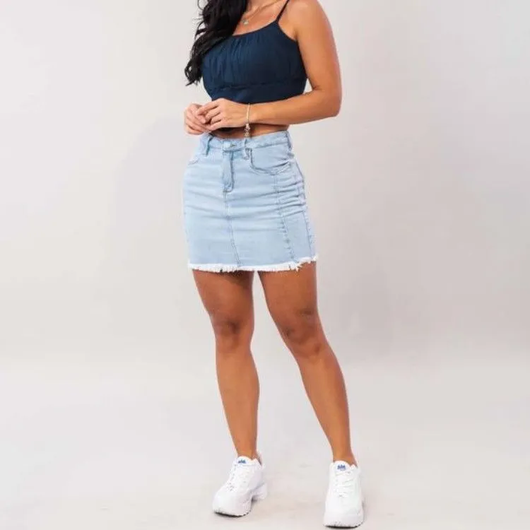 Mini Saia Jeans Feminina com Recortes Dianteiros e Barra Desfiada 21713 Clara