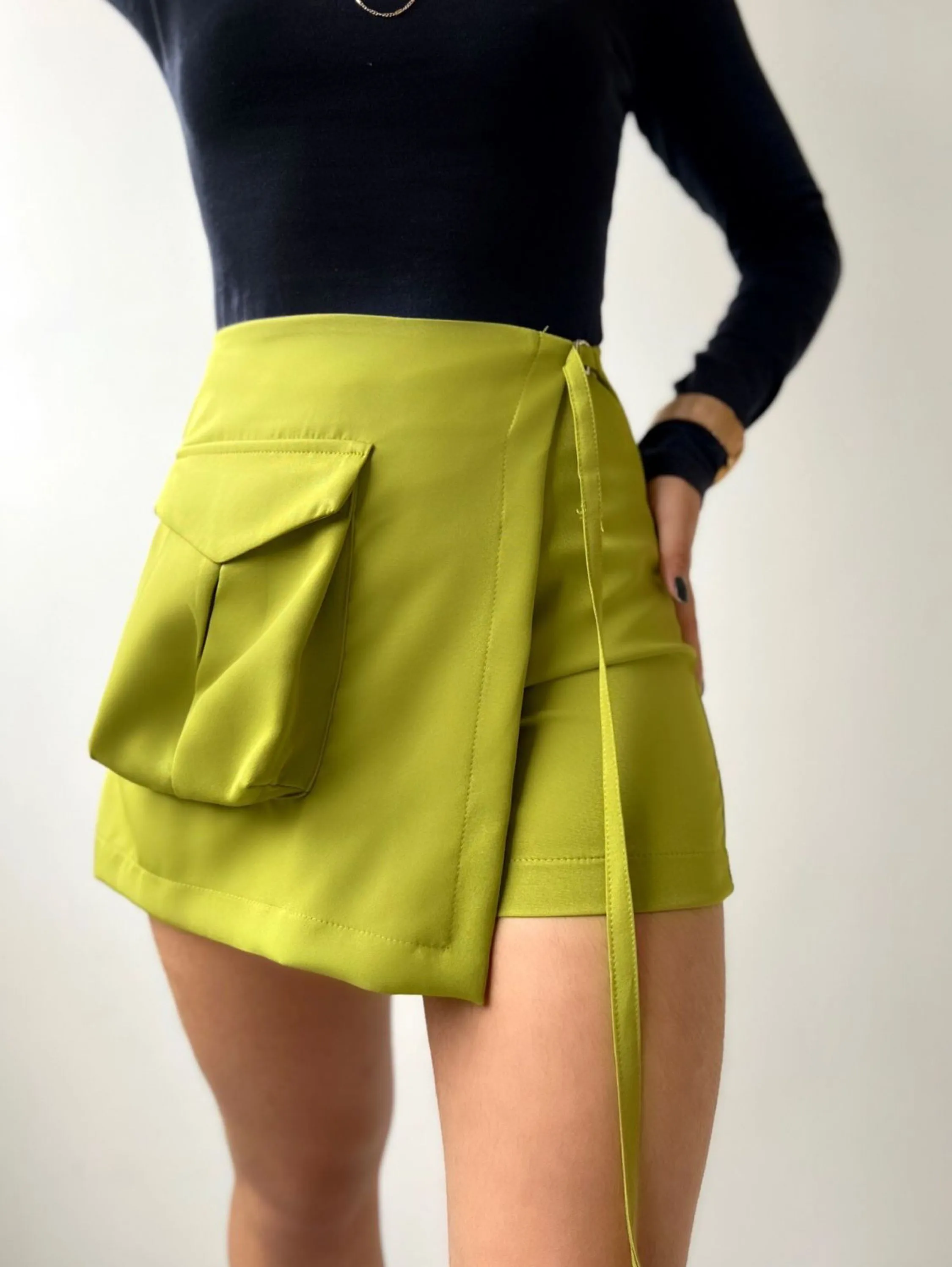 Shorts saia alfaiataria YY2558