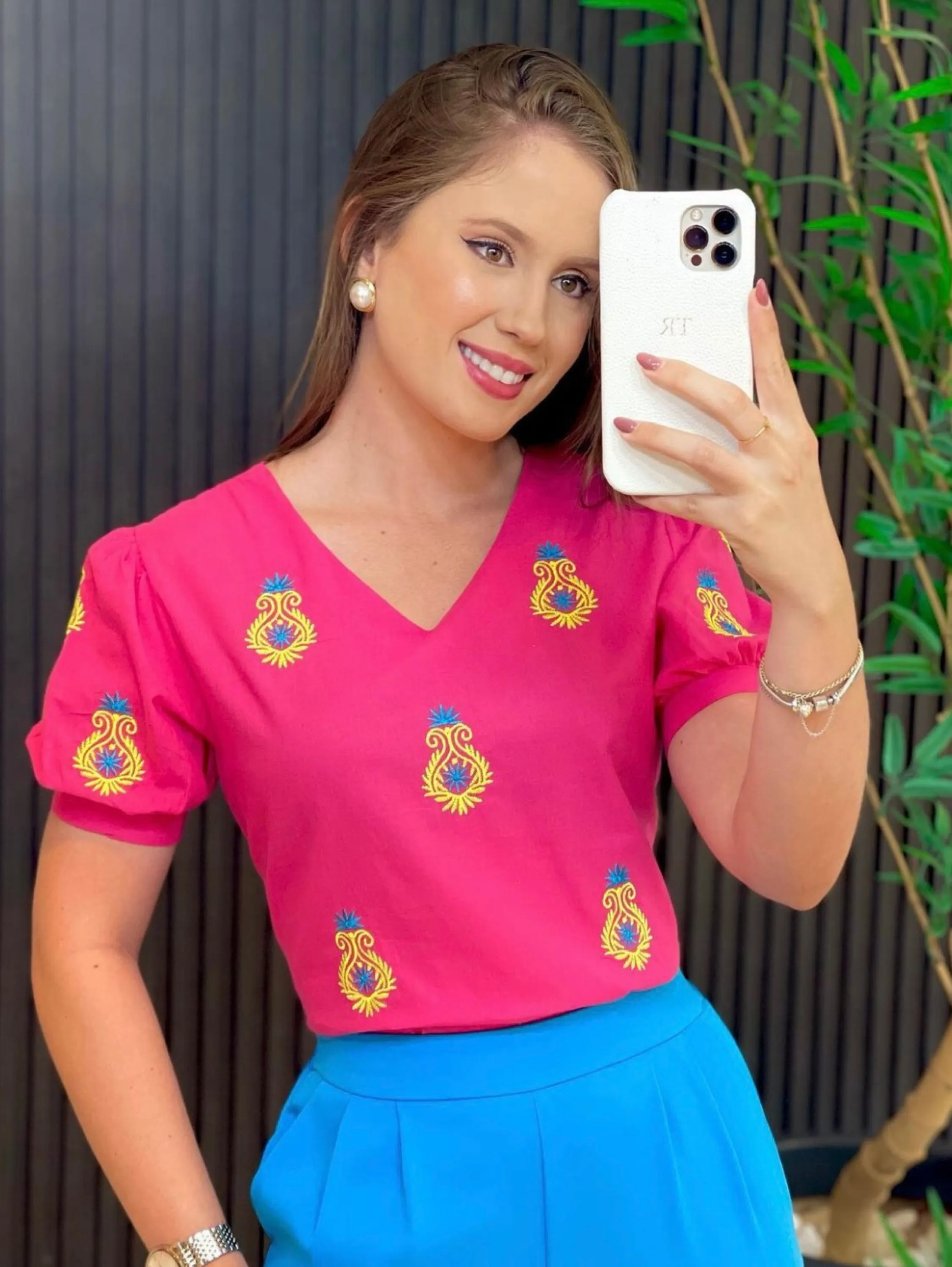 Blusa linho com bordado Isabella moda