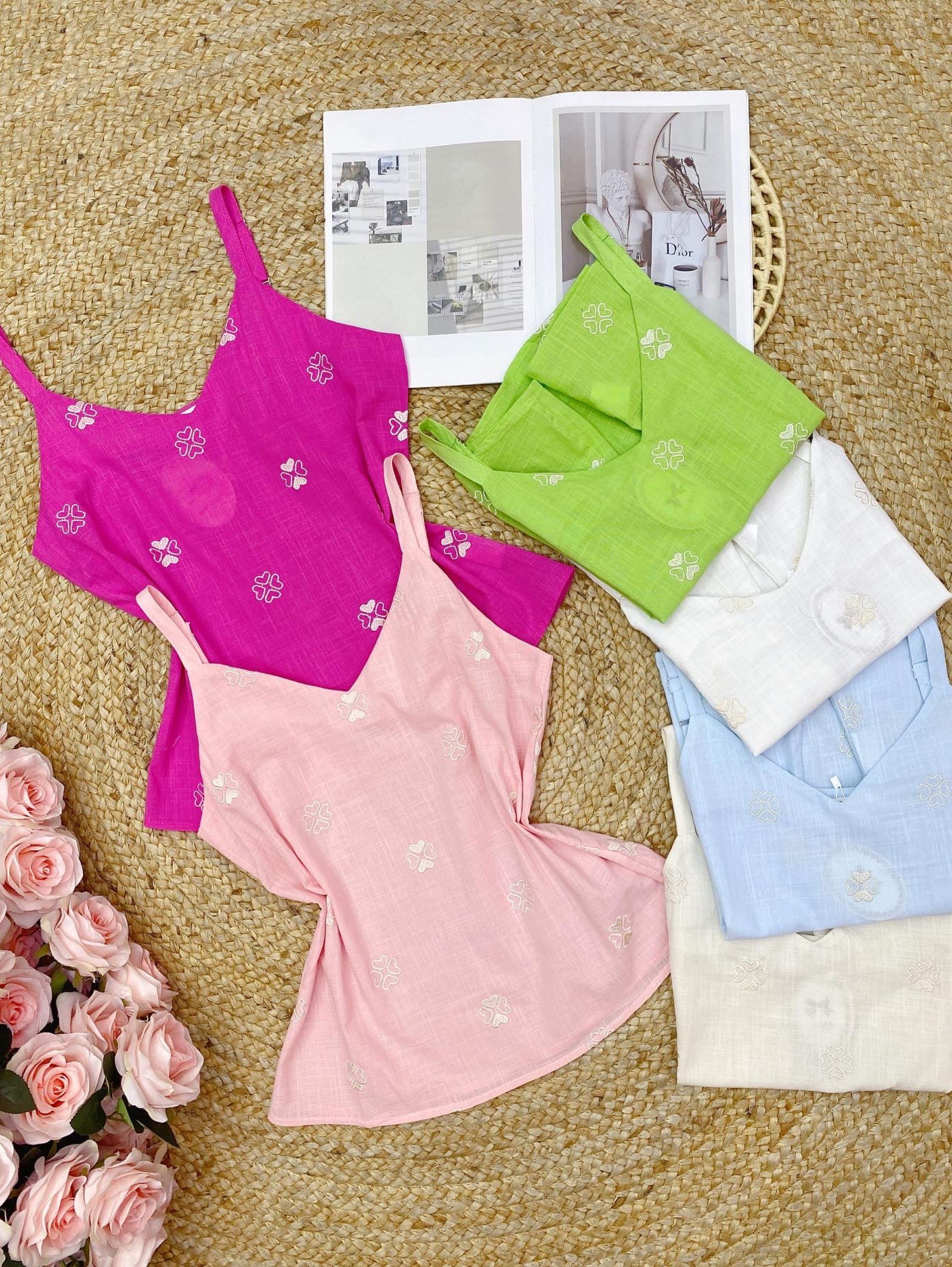 Regata linho com bordado Isabella moda