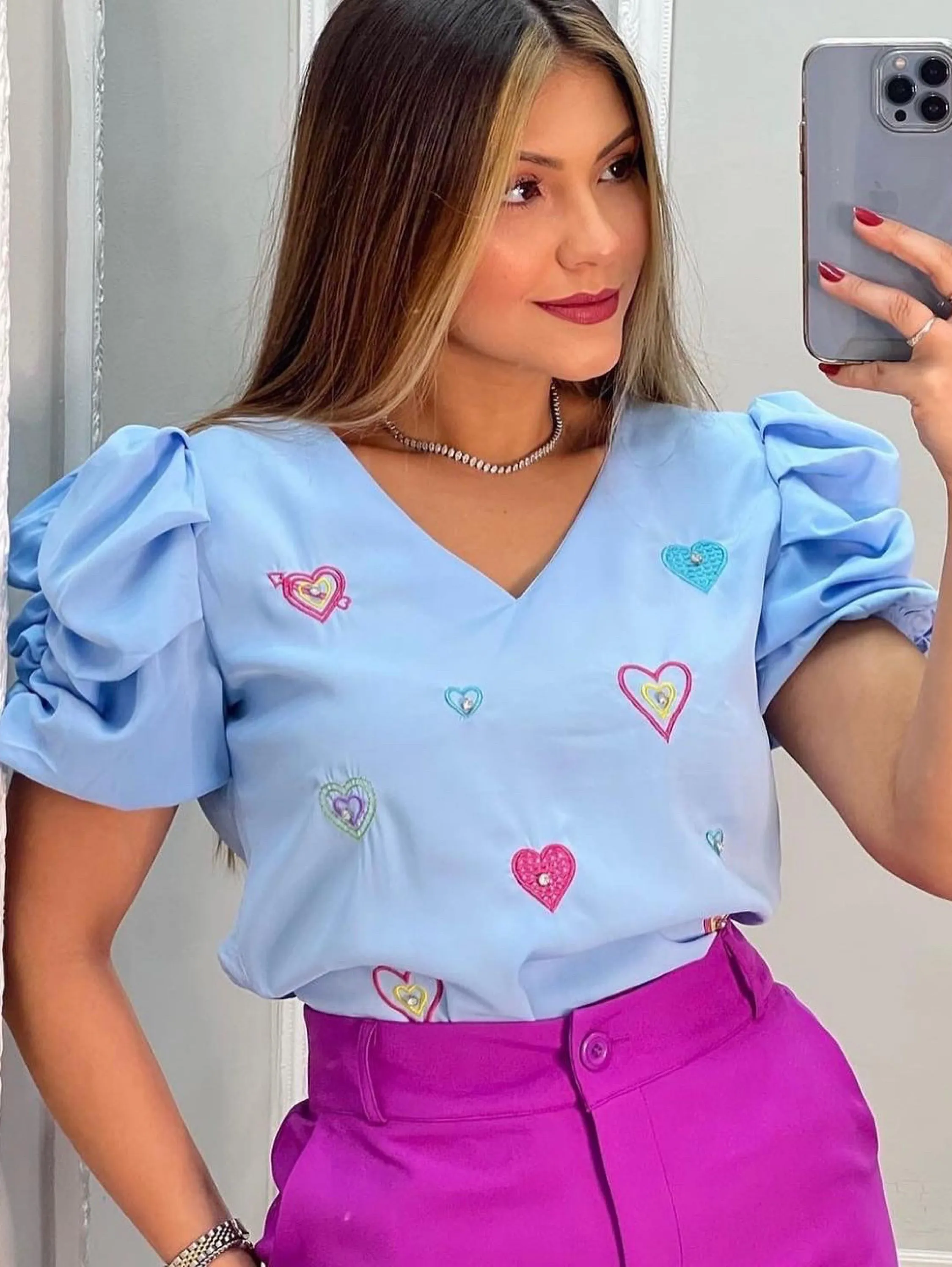 Blusa crepe com bordado Isabella moda