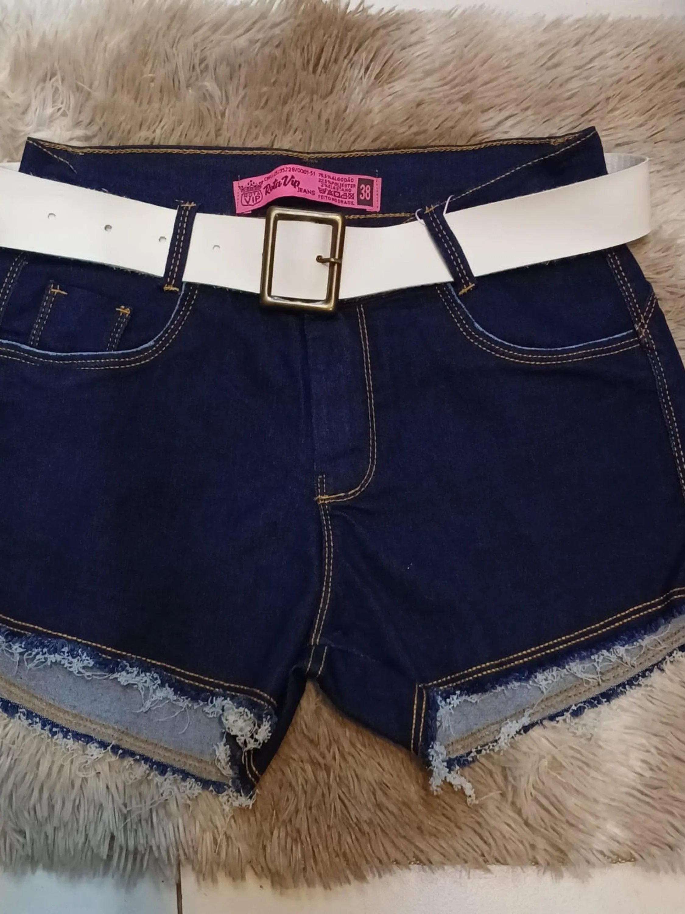 Short  jeans feminino com cinto