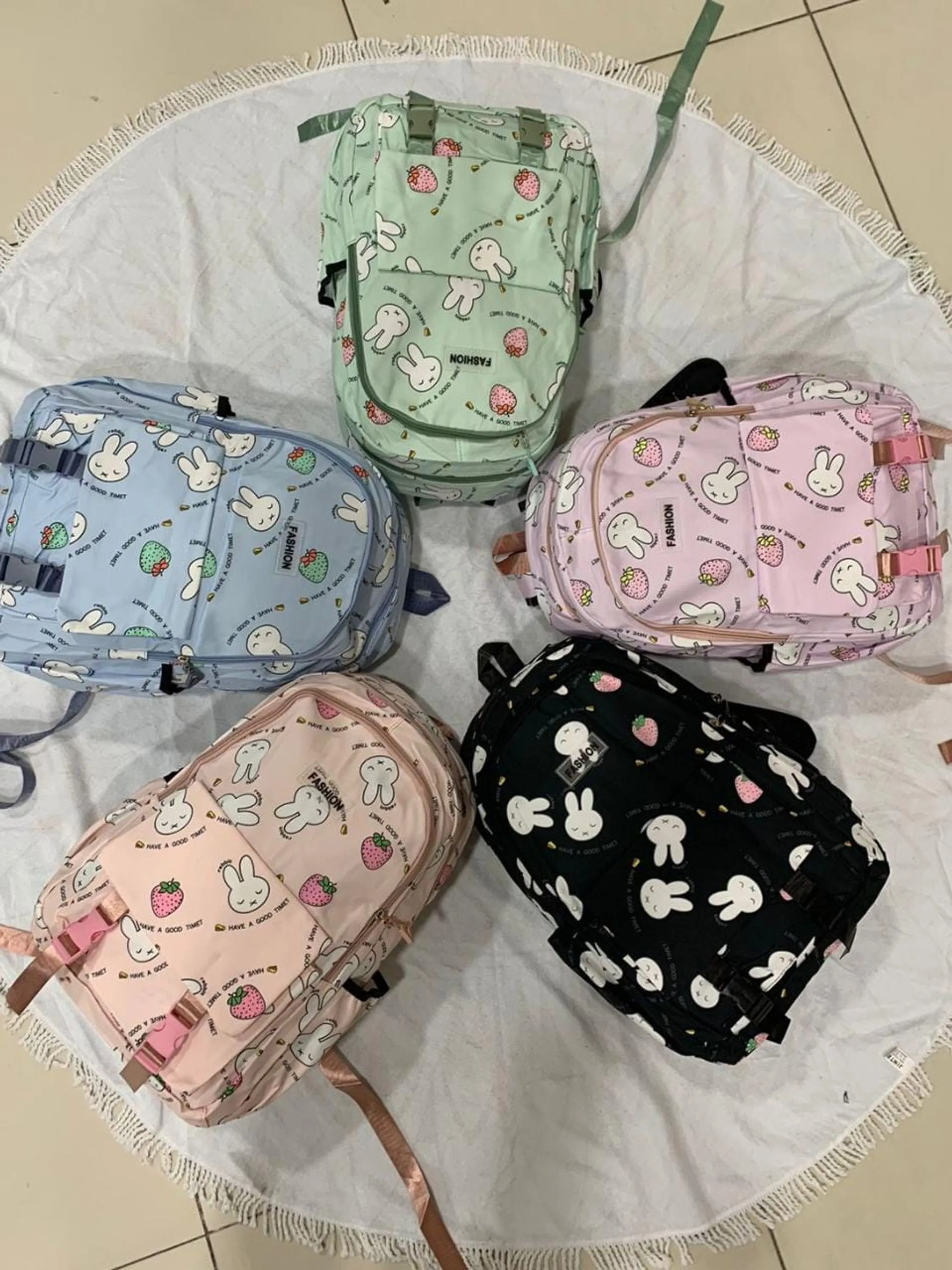 FF14 PACOTE COM 12 PEÇAS DE MOCHILAS FEMINAS/ADULTO/INFANTIL ESTAMPADA