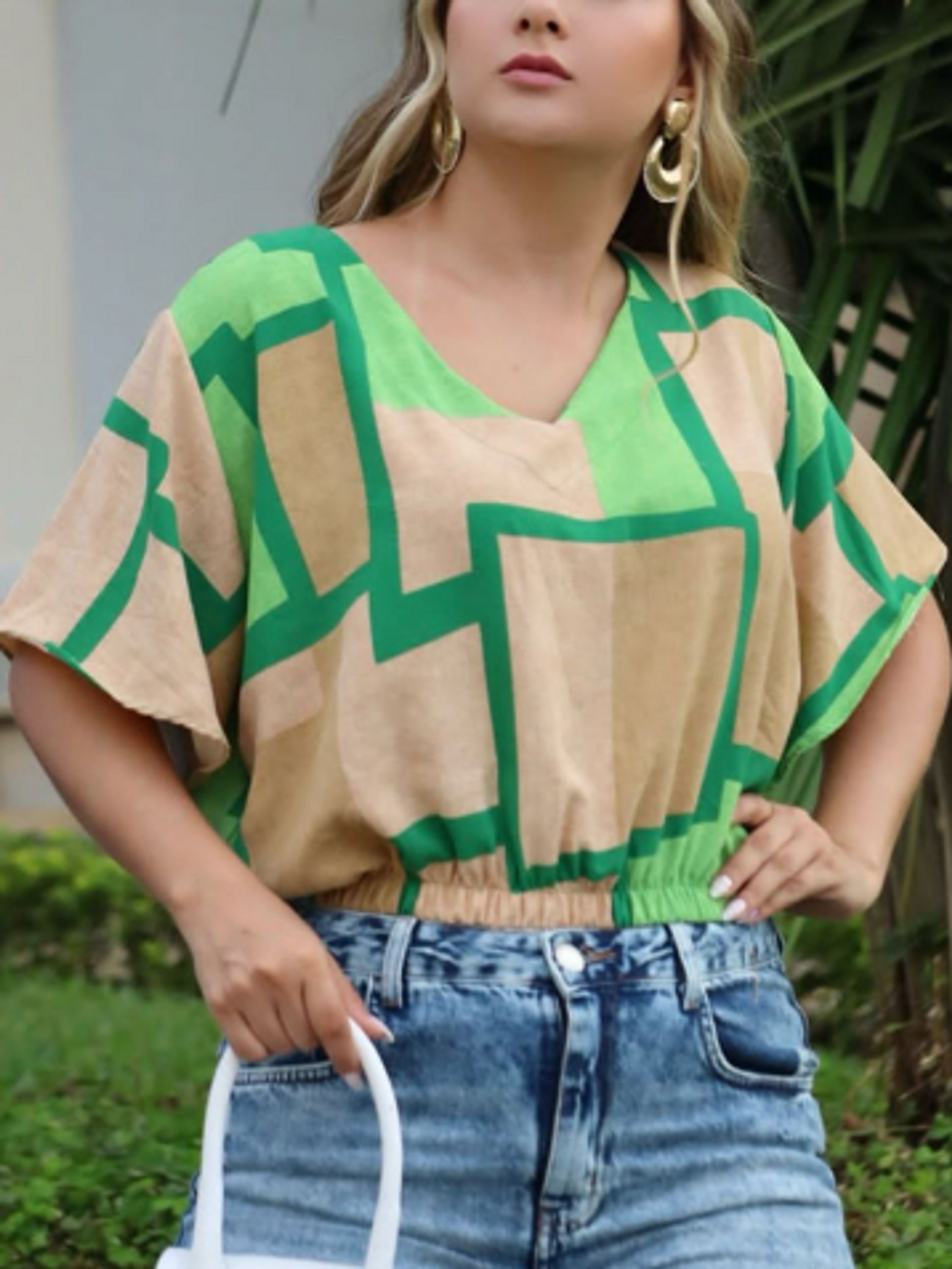 Blusa Cropped Tecido Duna Estampas#128