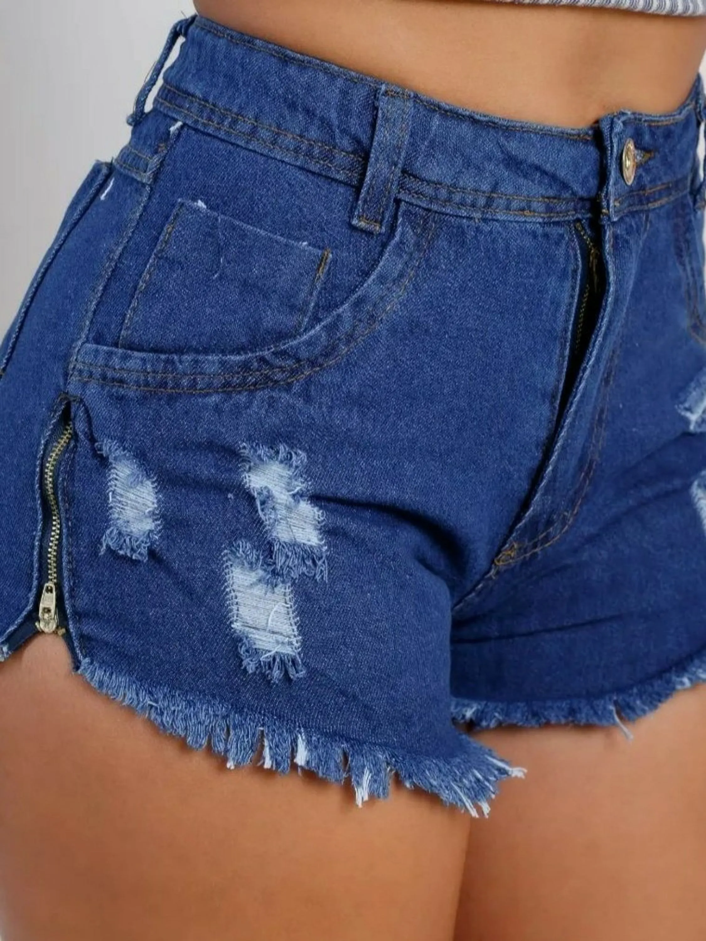 Shorts jeans sem lycra com zíper lateral