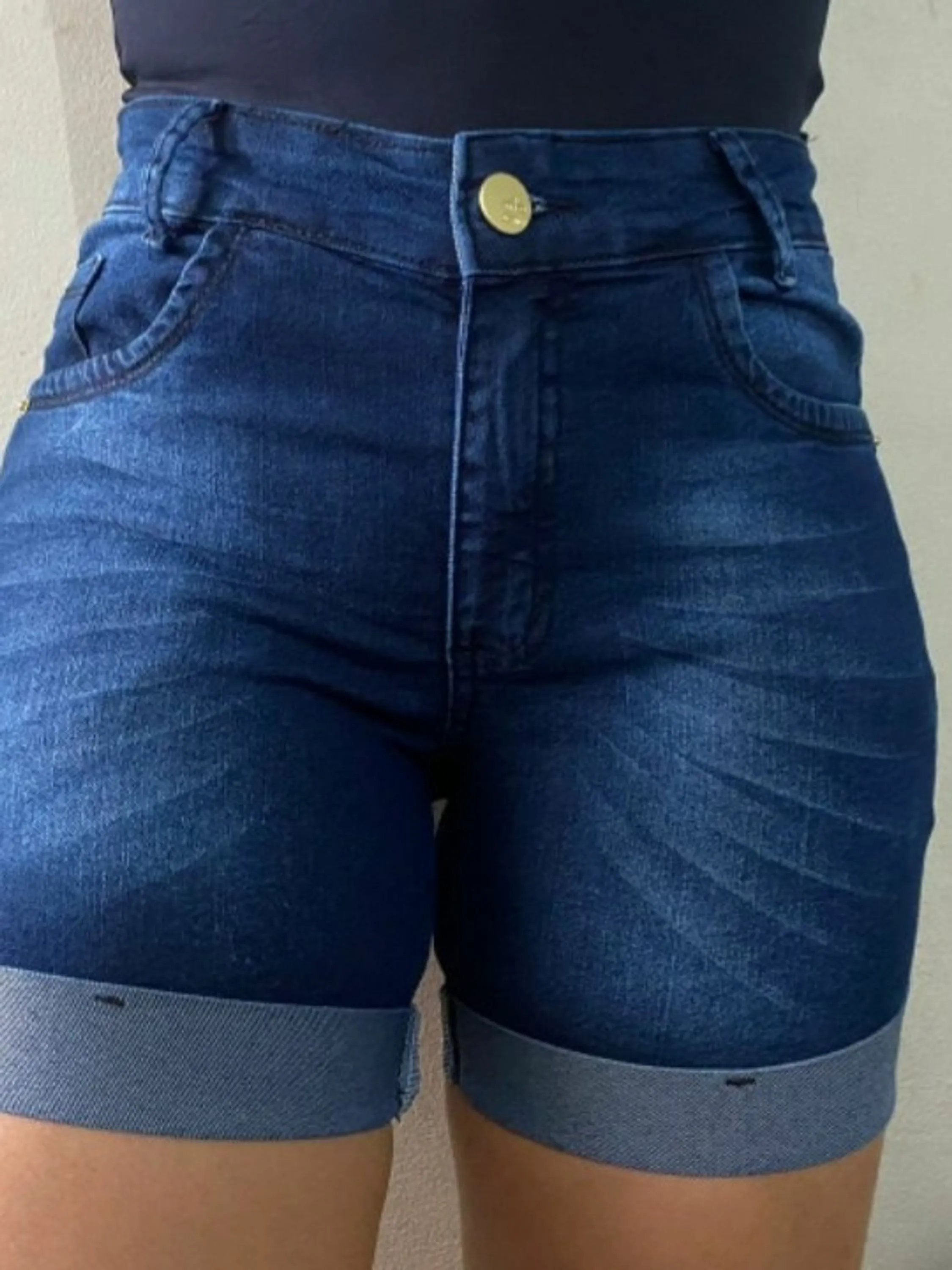 Shorts jeans com lycra