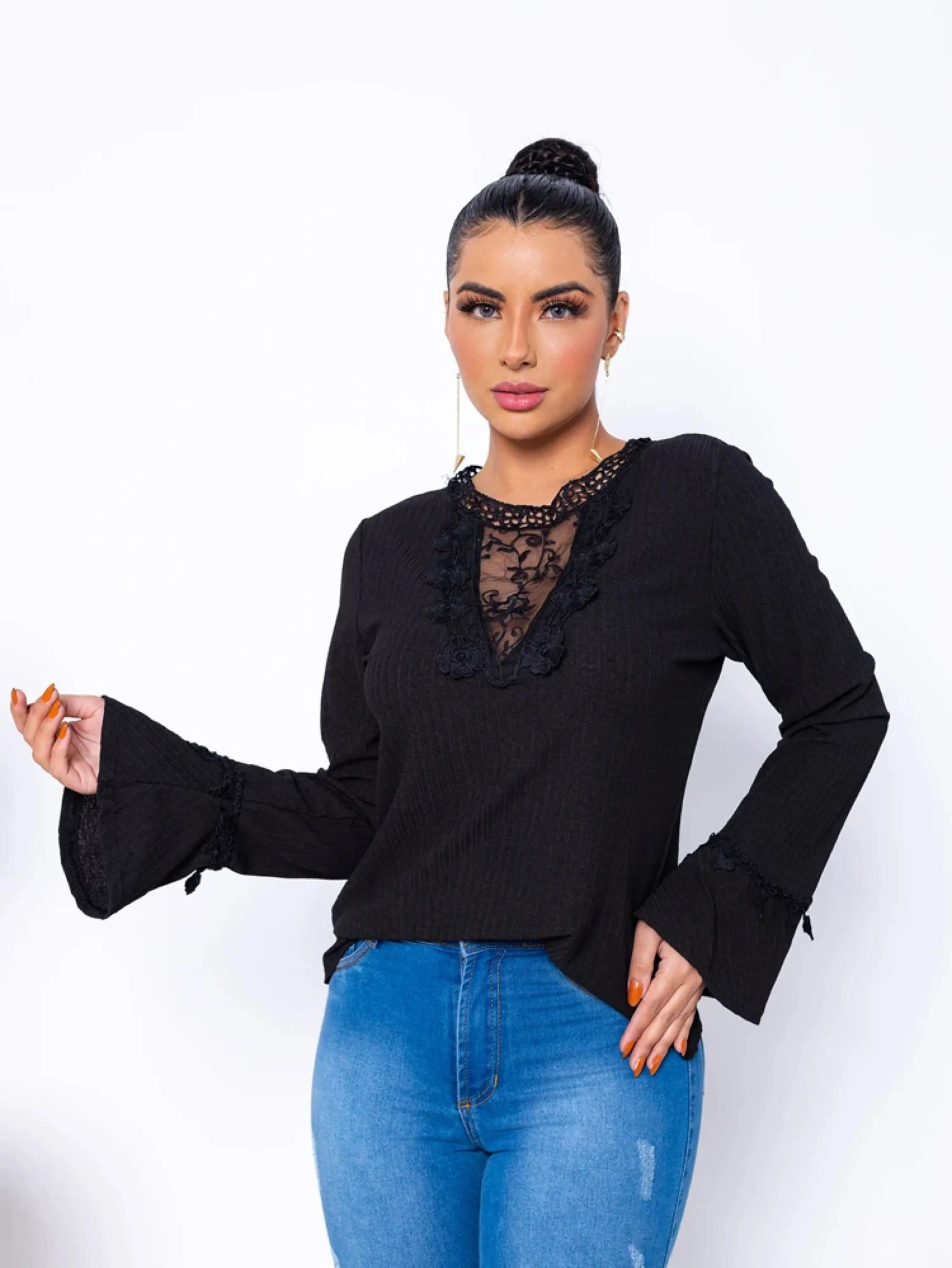 Blusa feminina manga babado bainha  moda