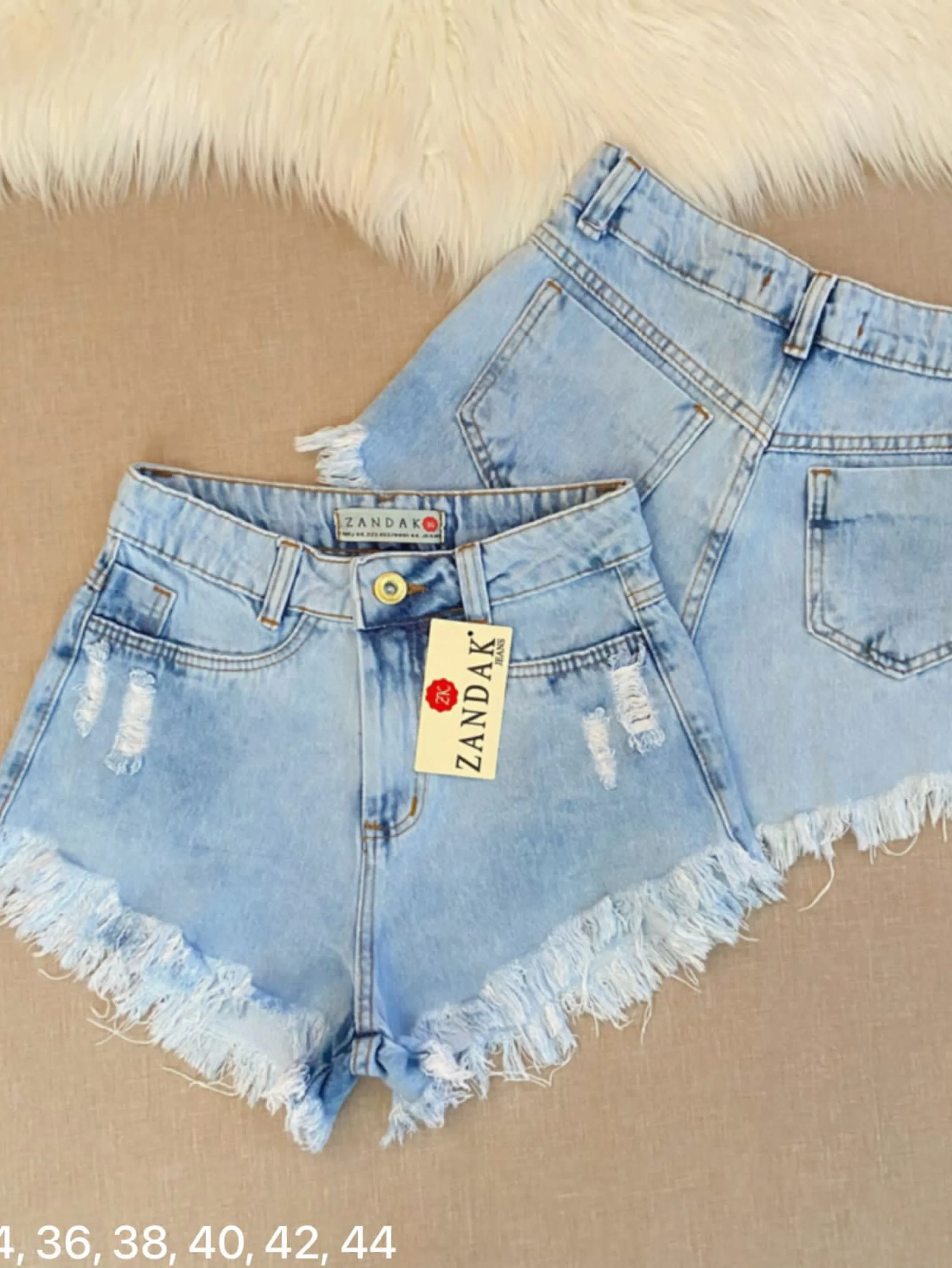 Short jeans feminino