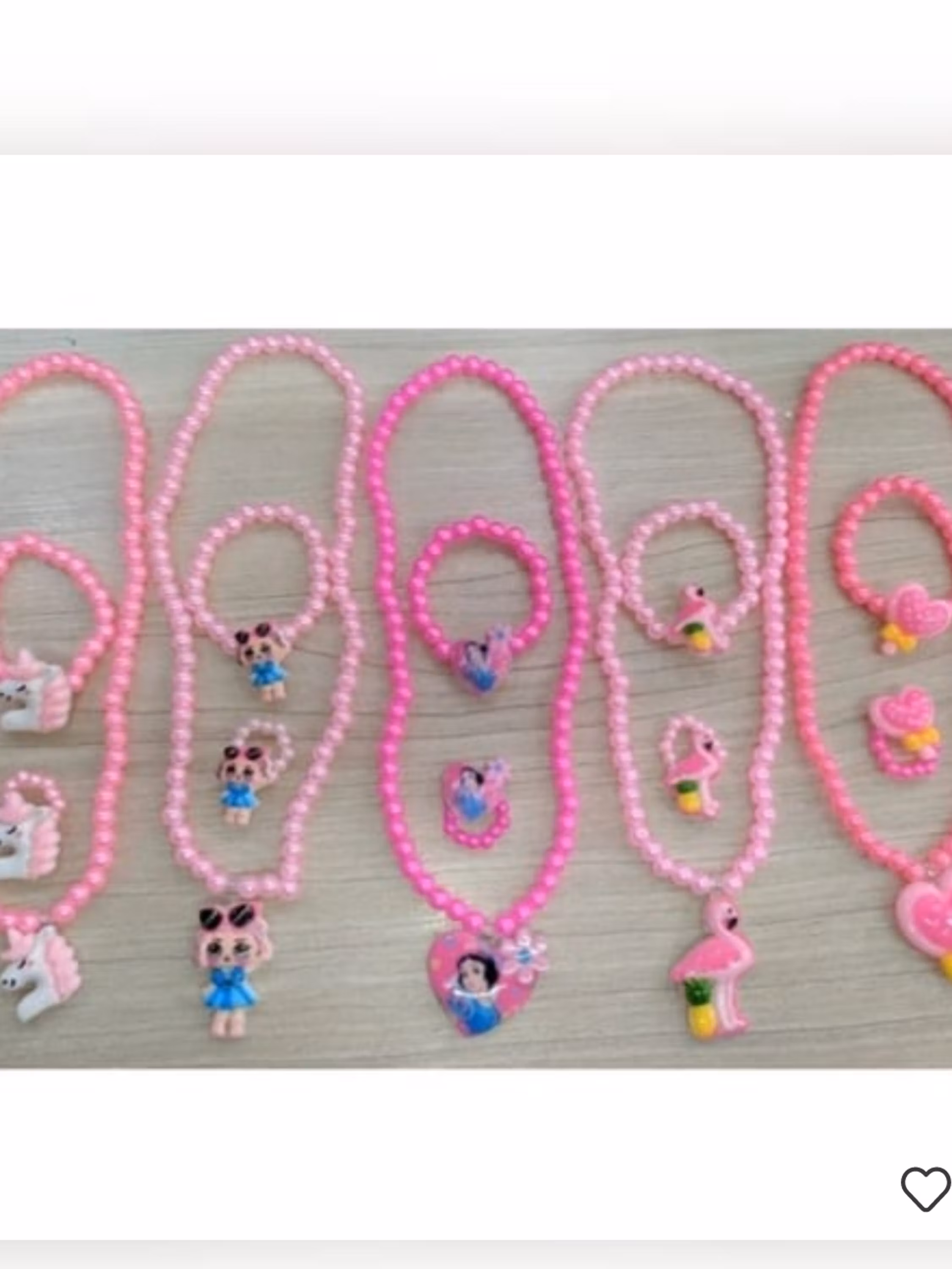 Colar infantil com pingente