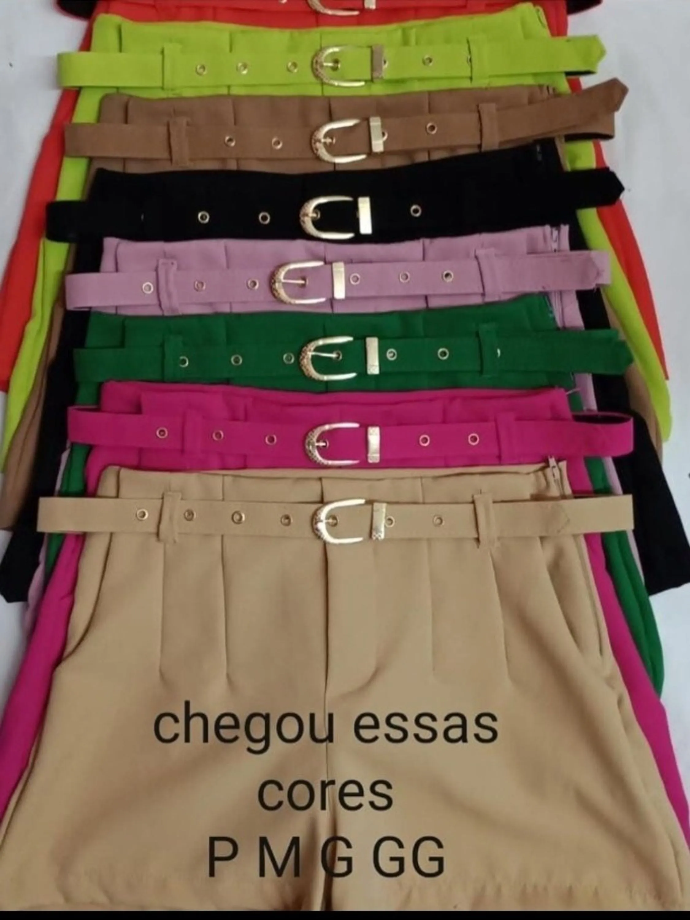 Shorts com cinto