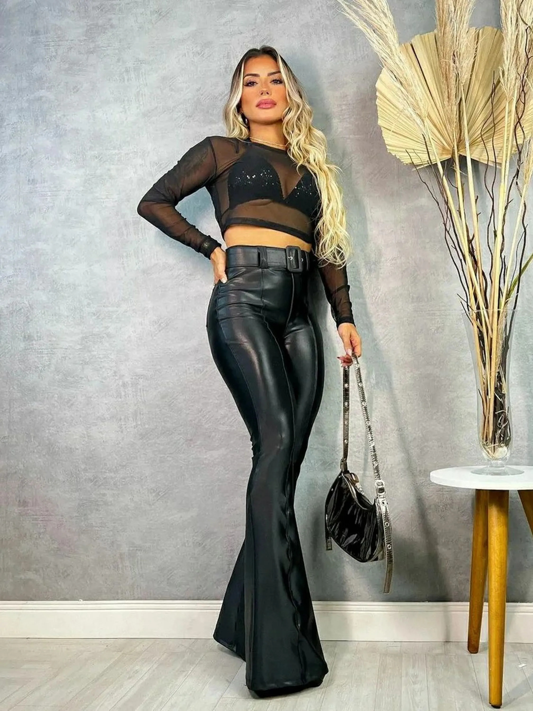 Calça Flare Luxo