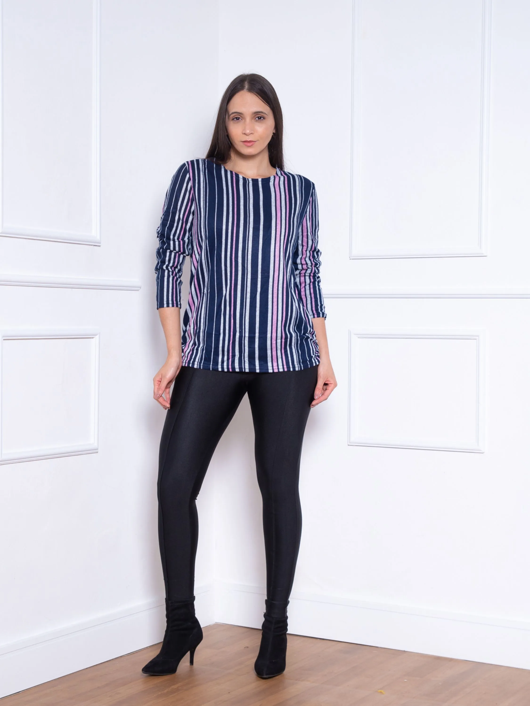 Blusa femenina listrada manga longa