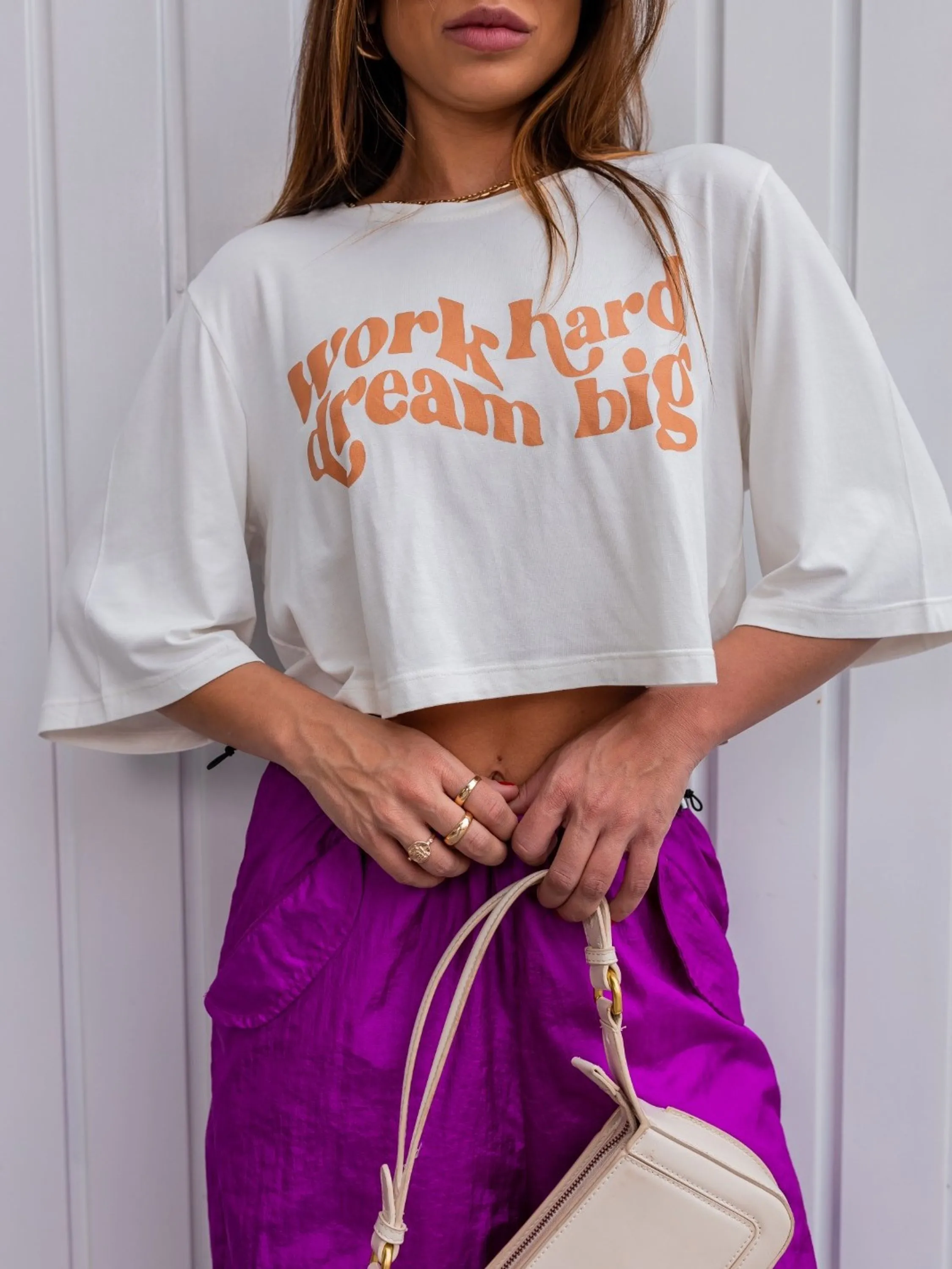 TSHIRT CROPPED LARGA DREAM