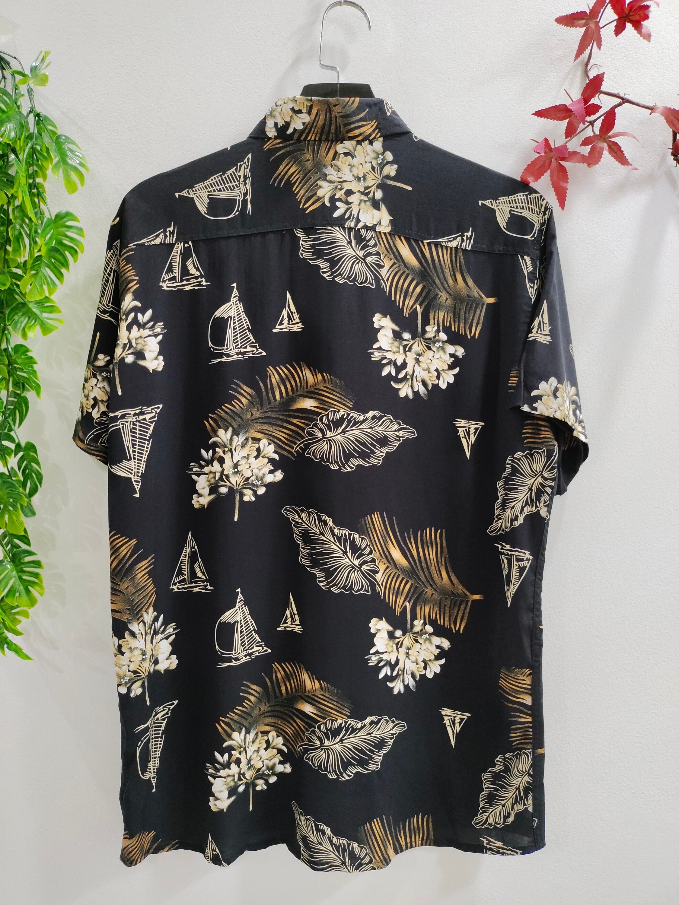 Camisa Floral Havaiana Praia Verão Masculino Manga Curta De Botão Tecido Viscose