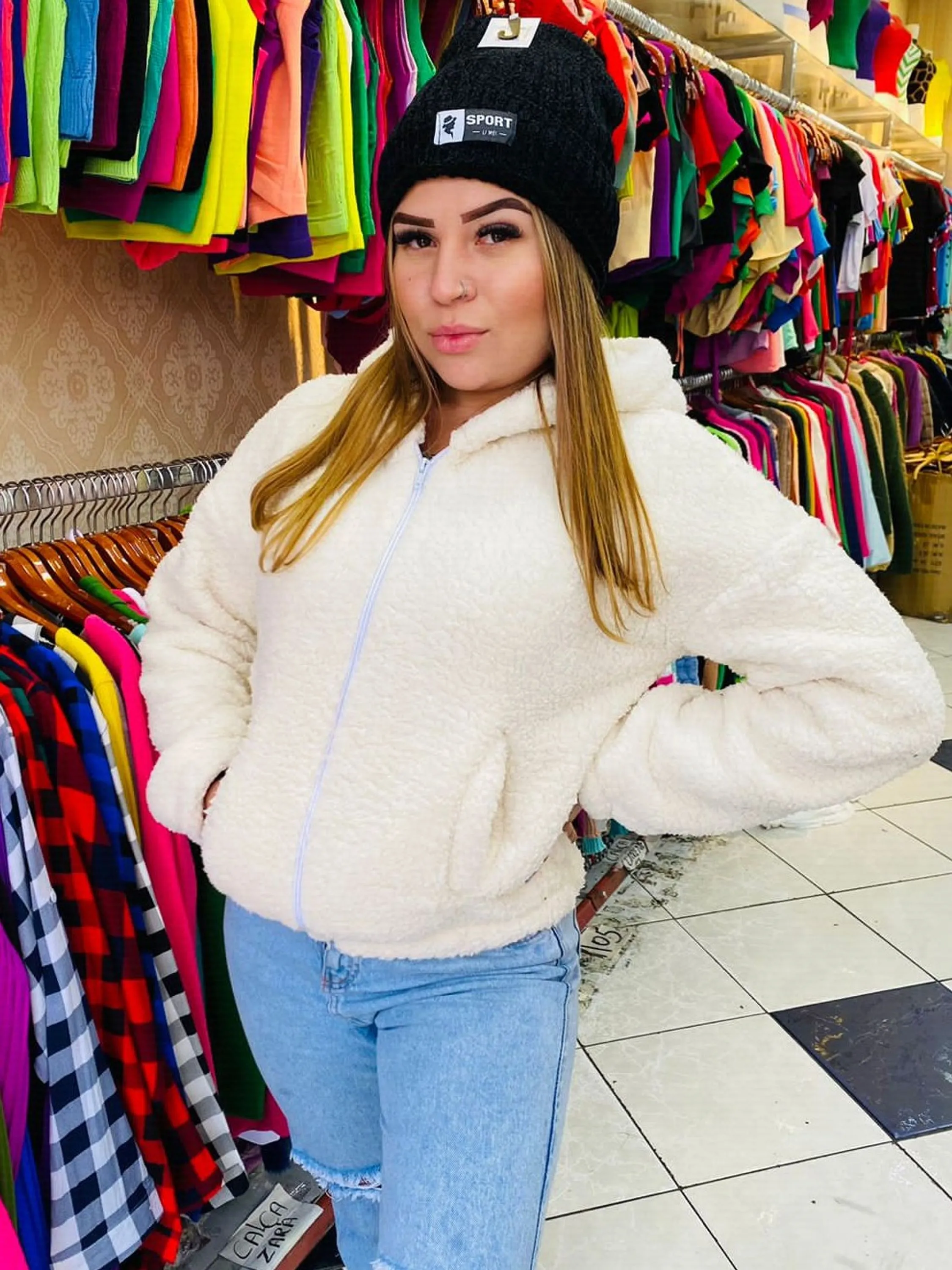 Blusa de frio pelúcia com zíper